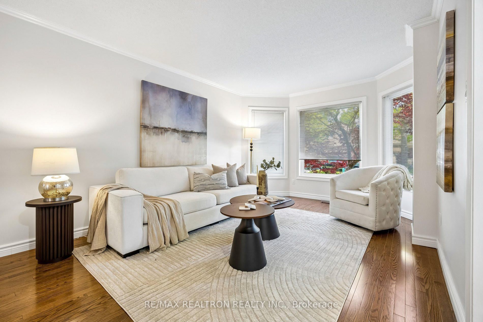 37 Dundurn Crescent Property Photo 8
