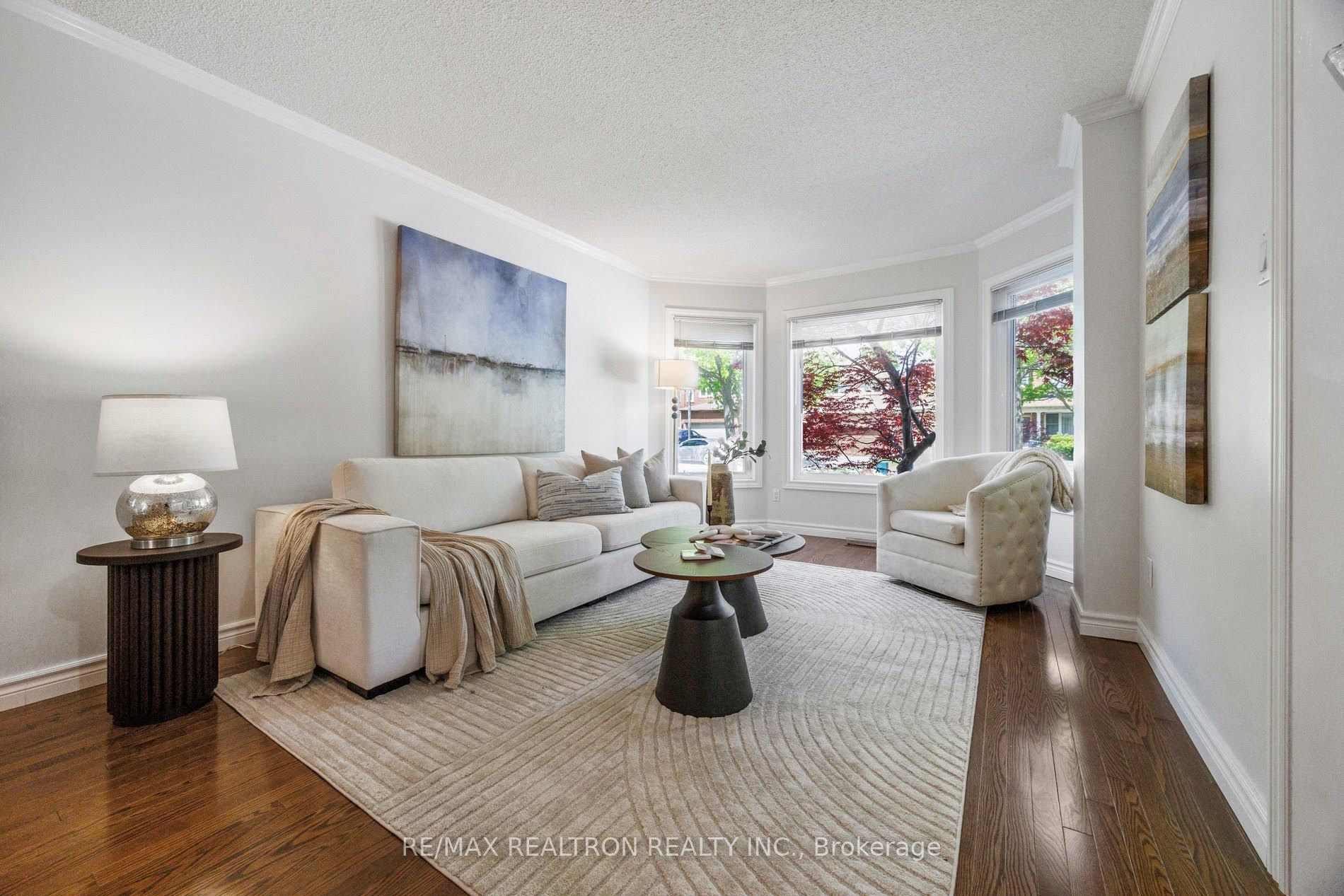 37 Dundurn Crescent Property Photo 9