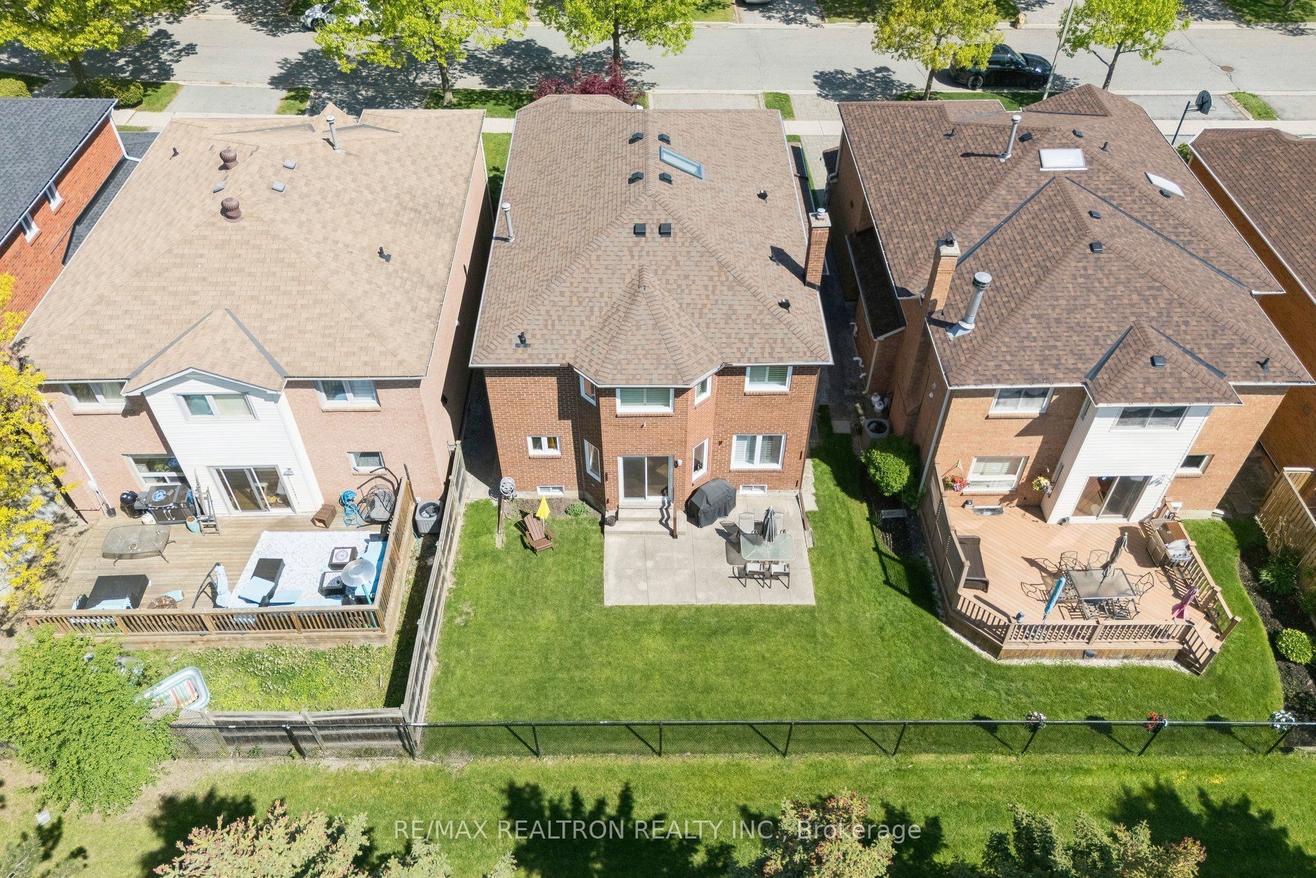 37 Dundurn Crescent Property Photo 48