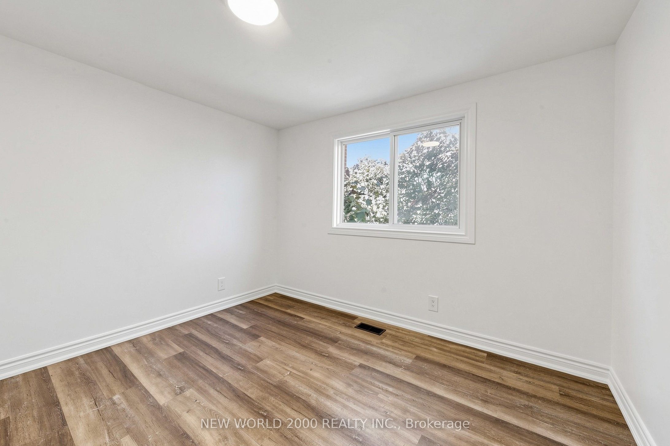 10 Buce Avenue Property Photo 21