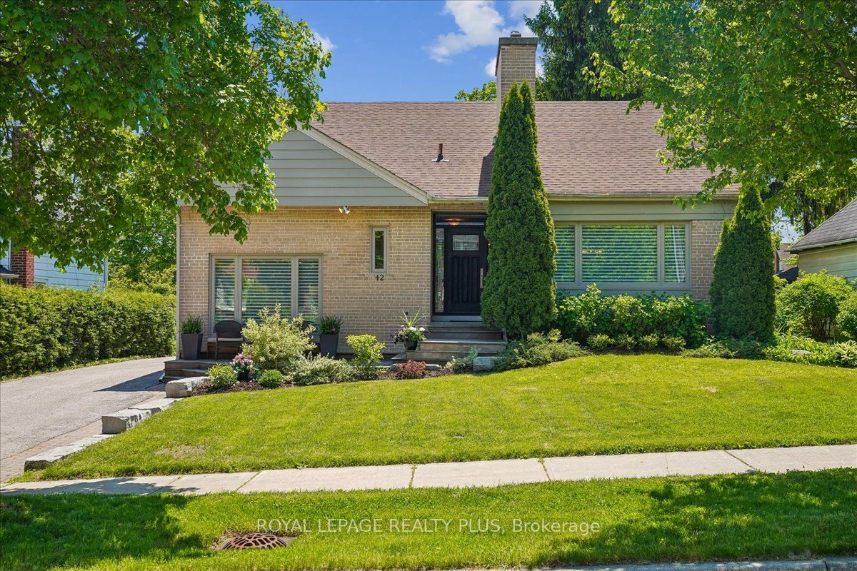 42 Roseview Avenue