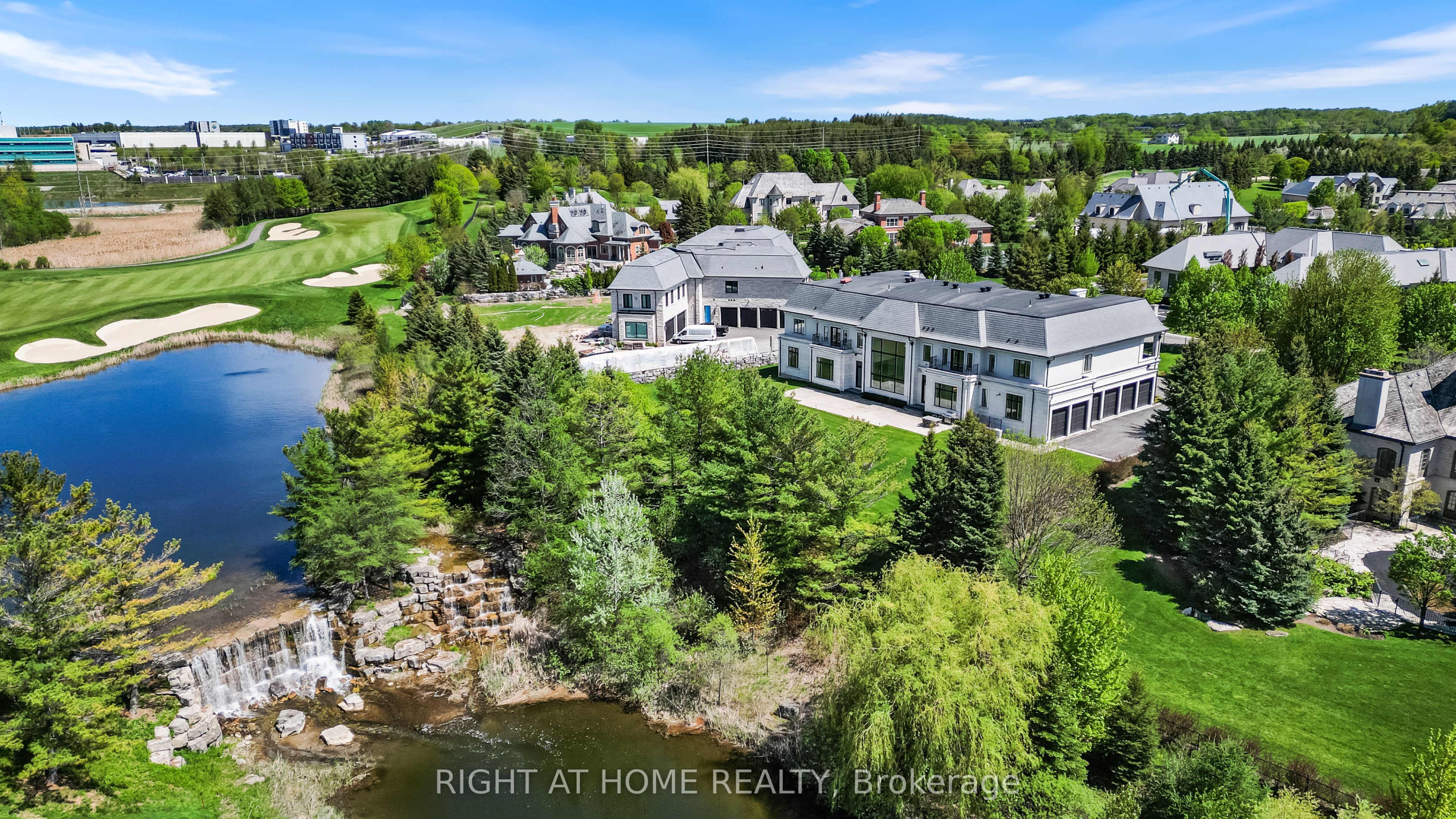 16 Sirona's Lane Property Photo 4