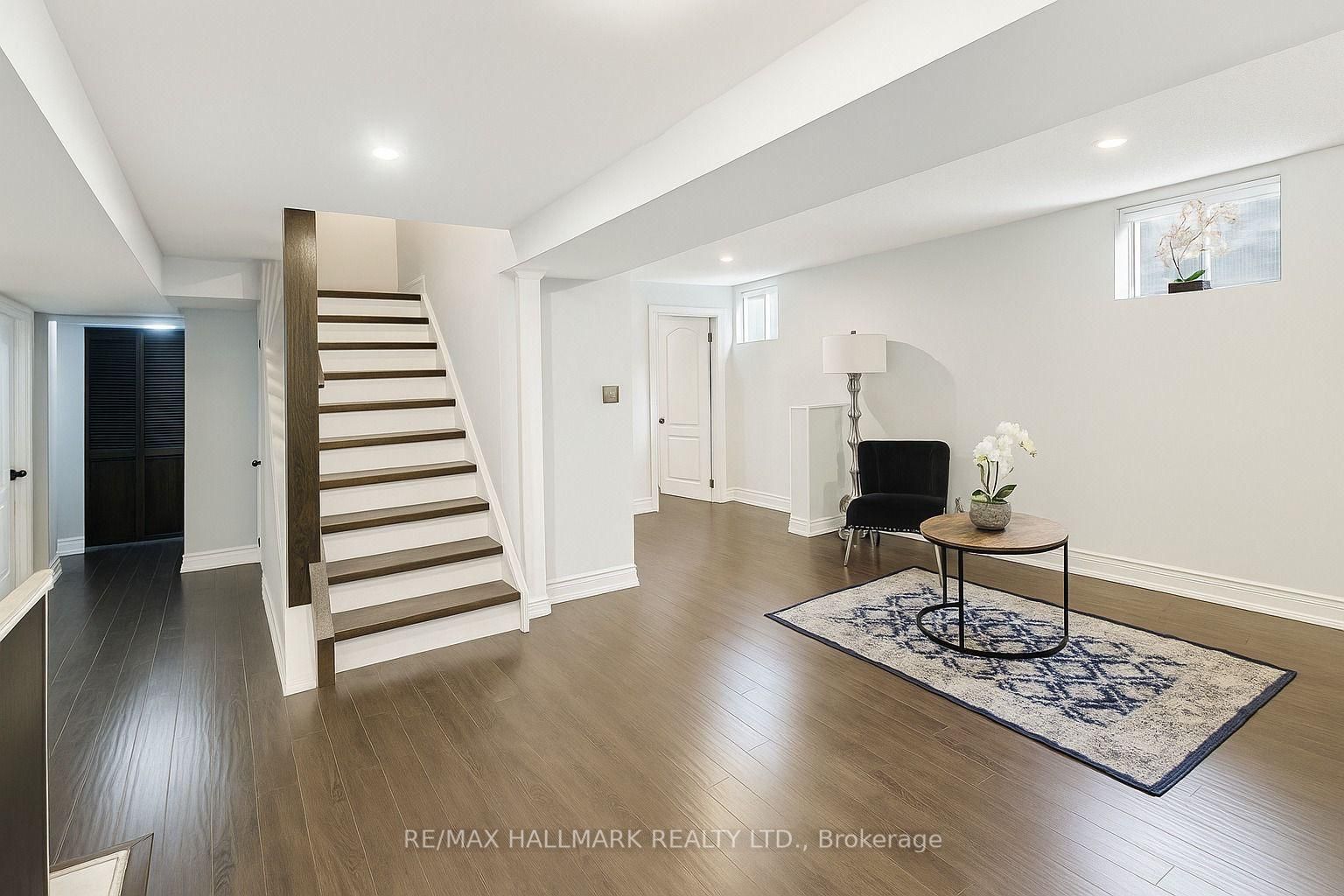 92 Weldrick Road E Property Photo 17