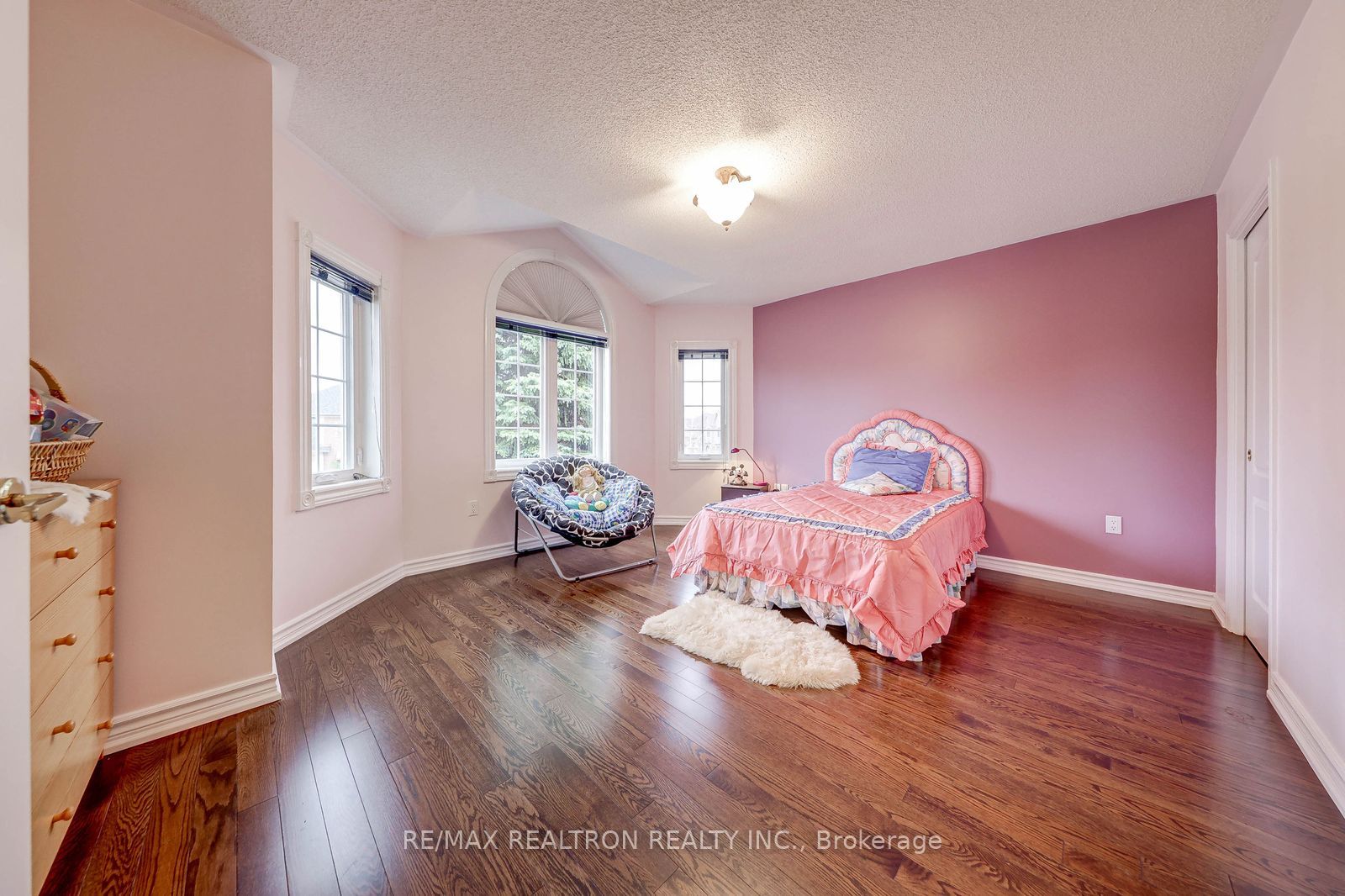 6 White Oak Crescent Property Photo 33
