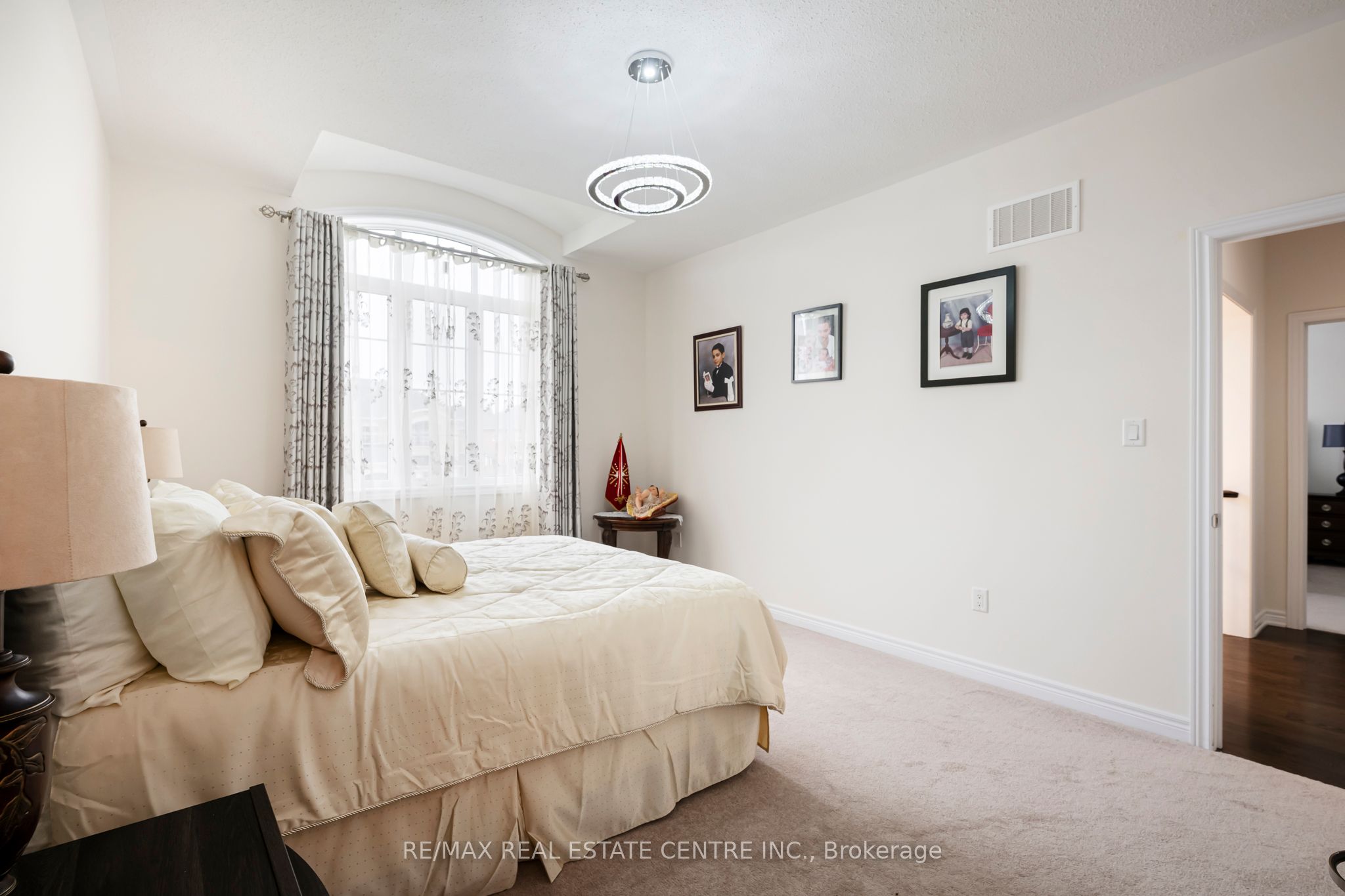 128 Copeland Crescent Property Photo 41