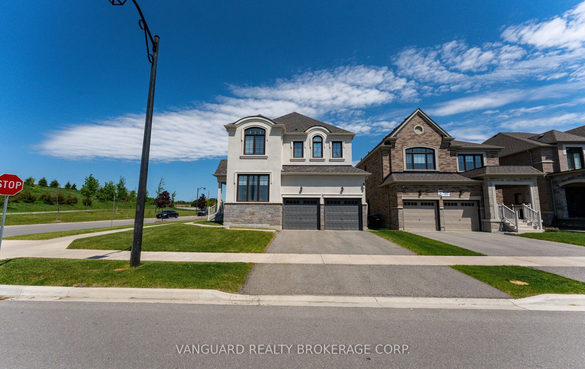 158 Scarlet Way Property Photo 2