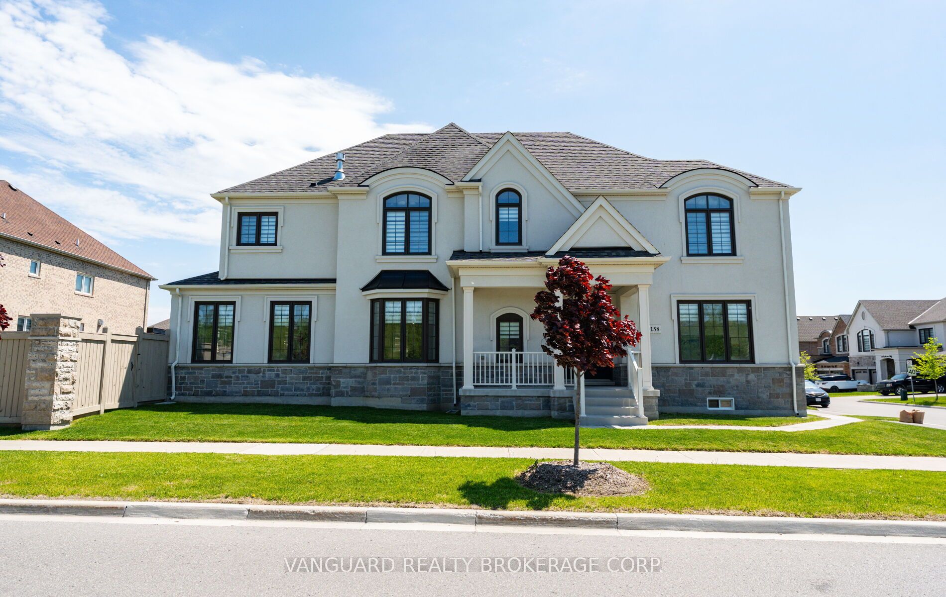 158 Scarlet Way Property Photo 4