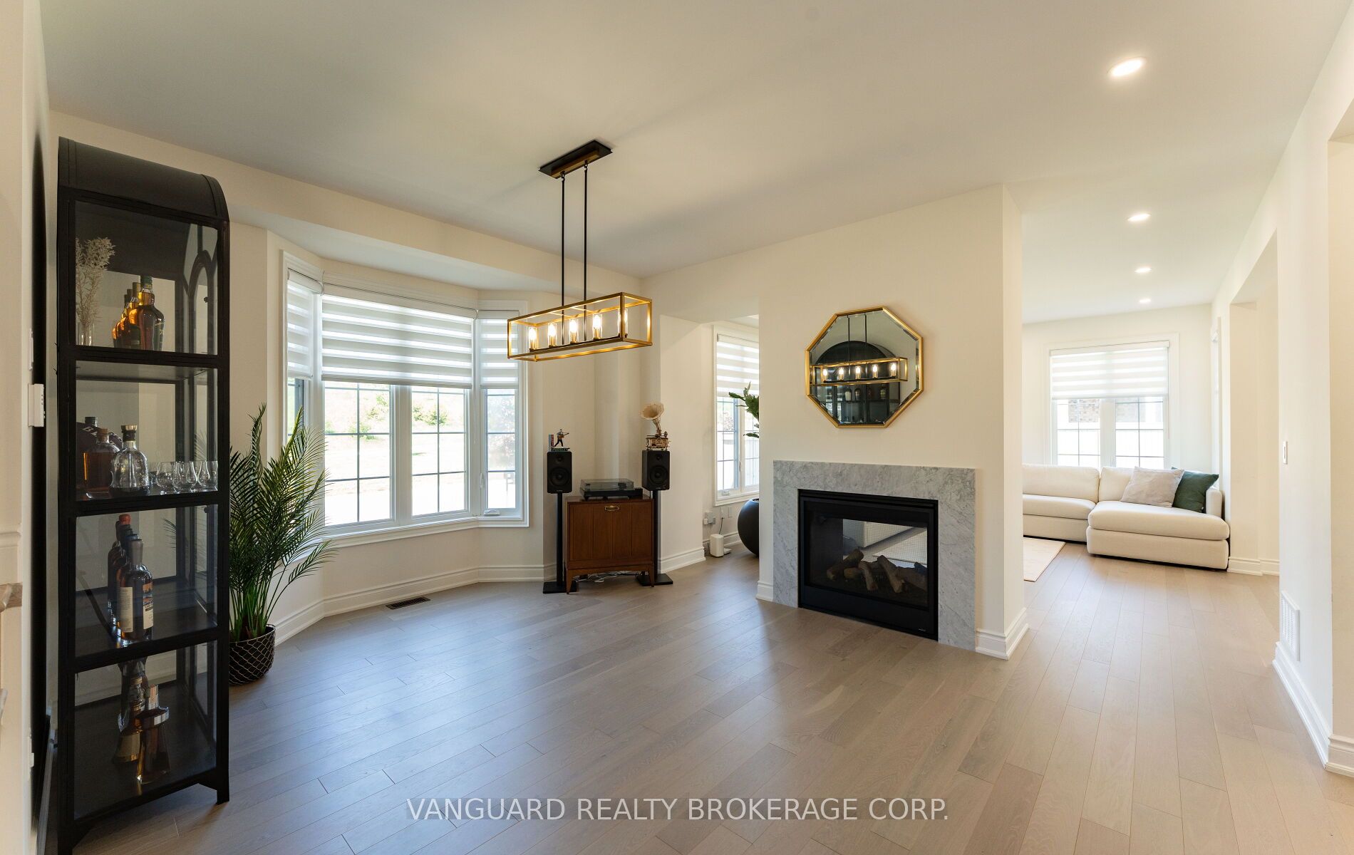 158 Scarlet Way Property Photo 10