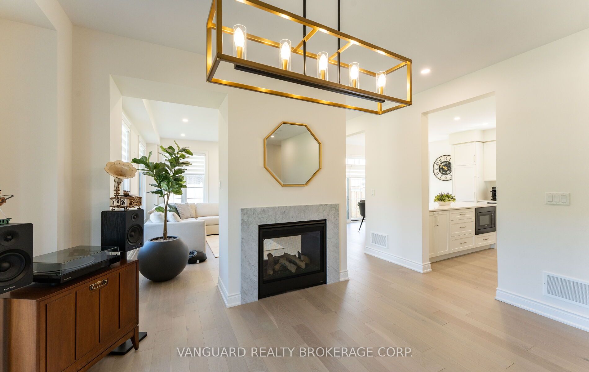 158 Scarlet Way Property Photo 12