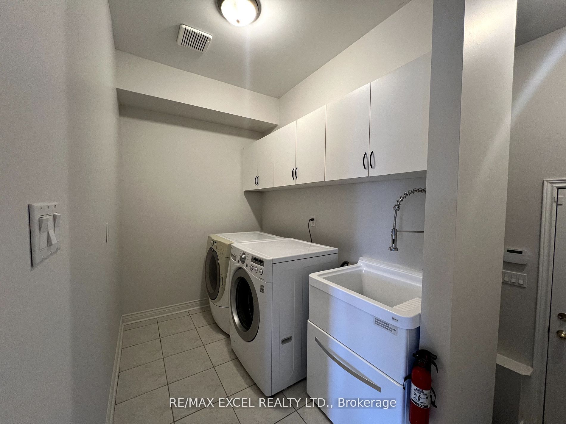 330 Calvert Road Property Photo 27