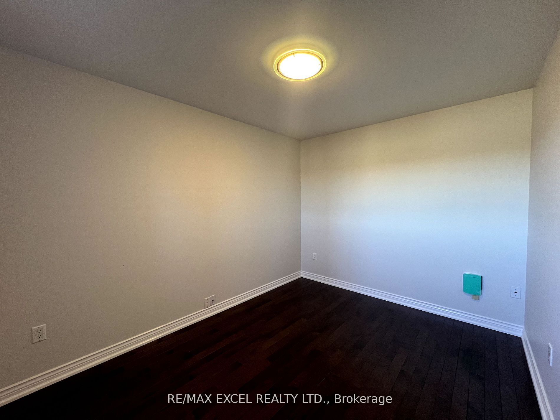 330 Calvert Road Property Photo 34