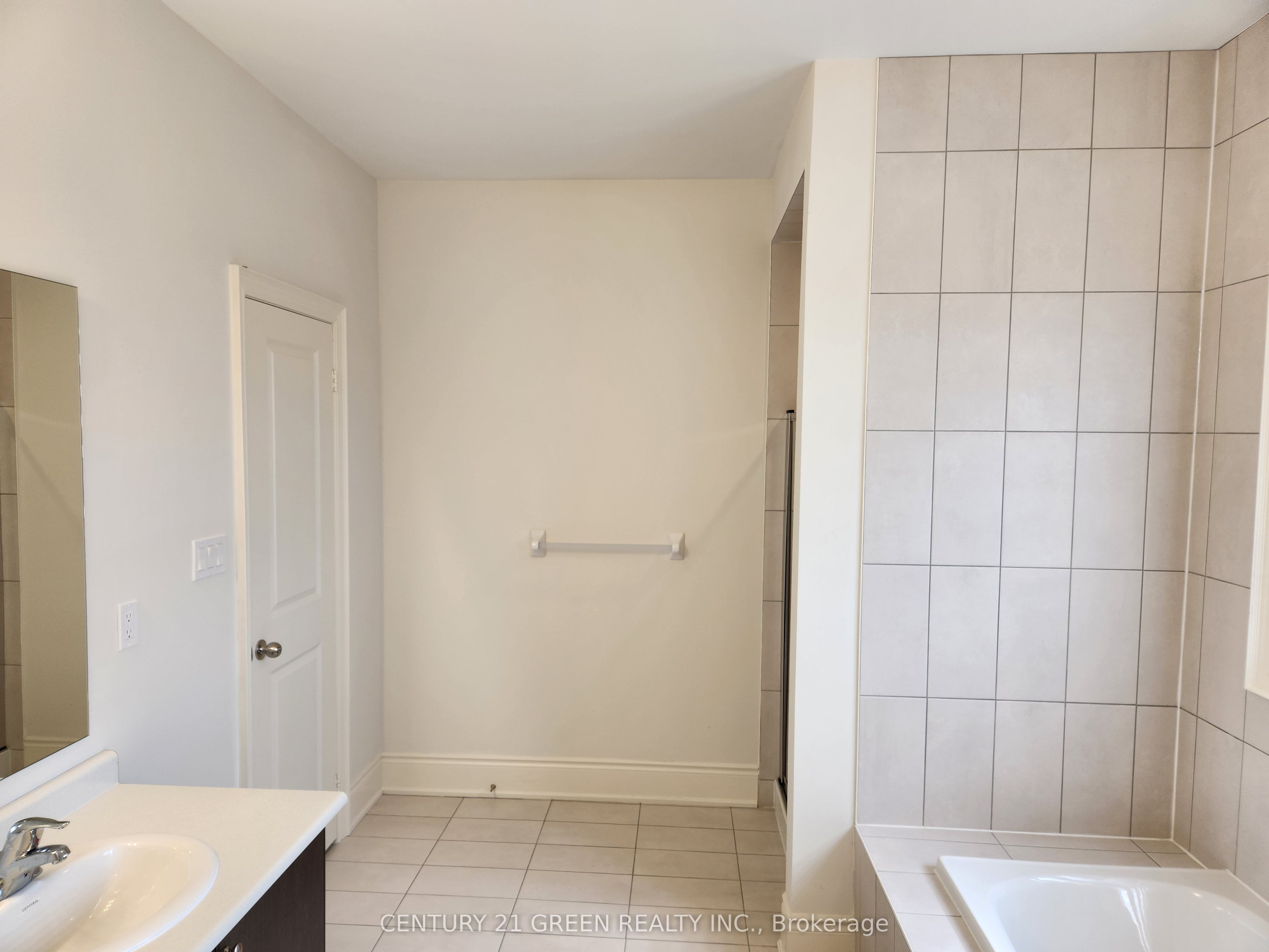 322 Boundary Boulevard Main Property Photo 24