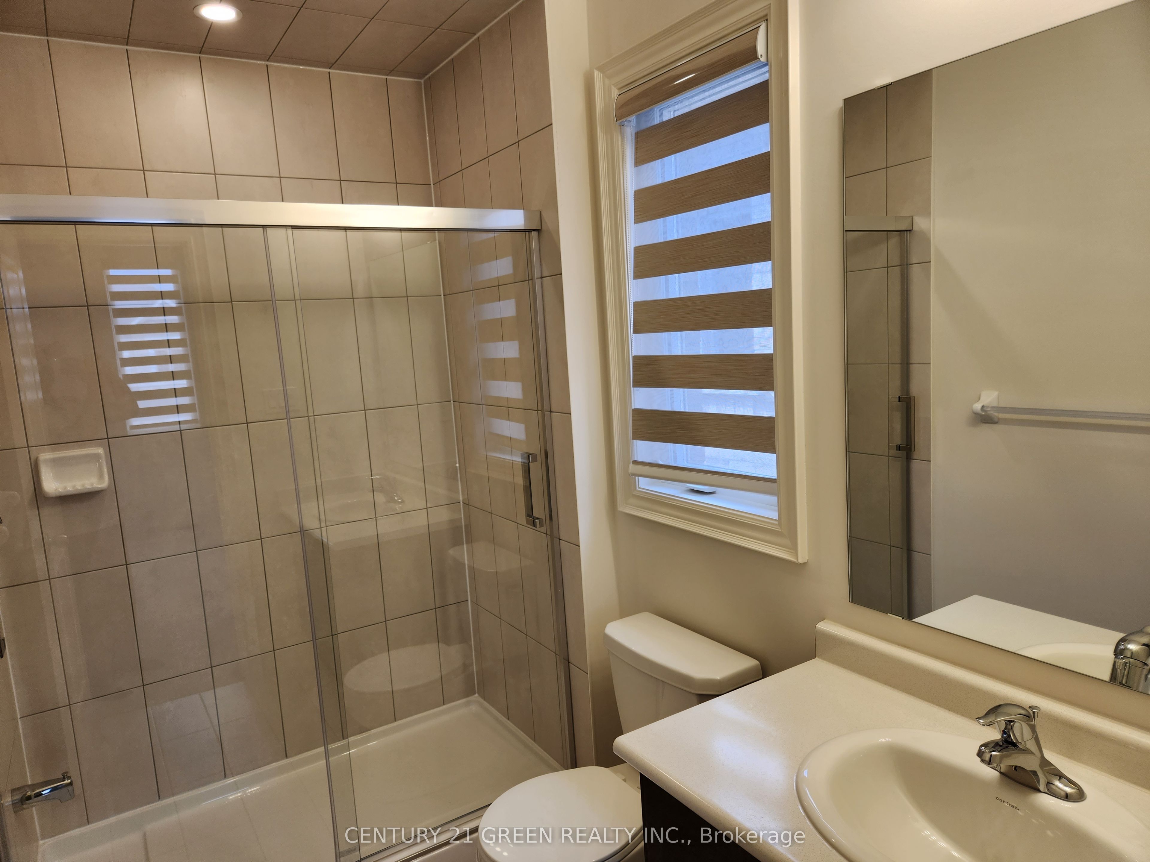 322 Boundary Boulevard Main Property Photo 35