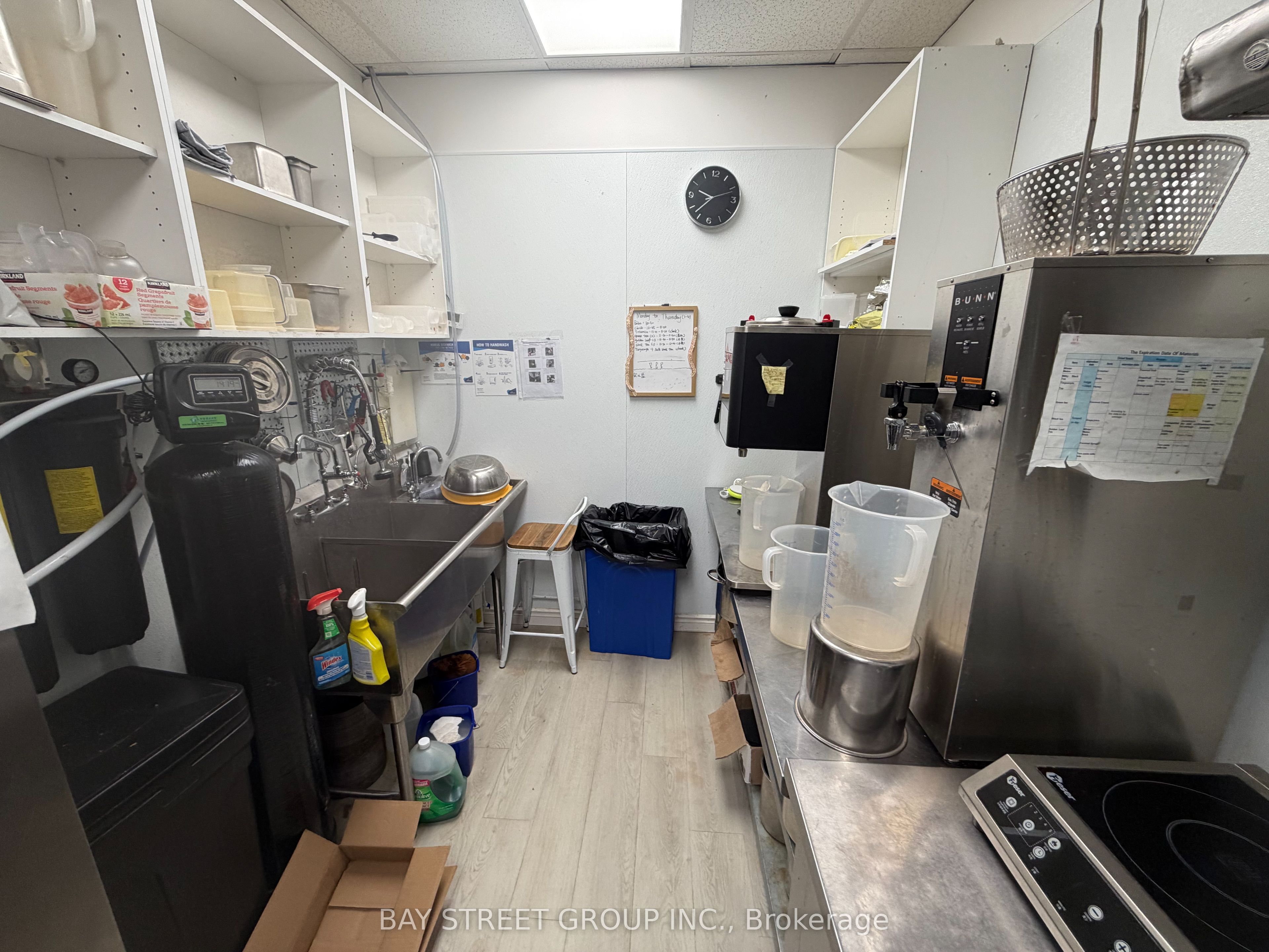 330 Highway 7 E 101 Property Photo 11
