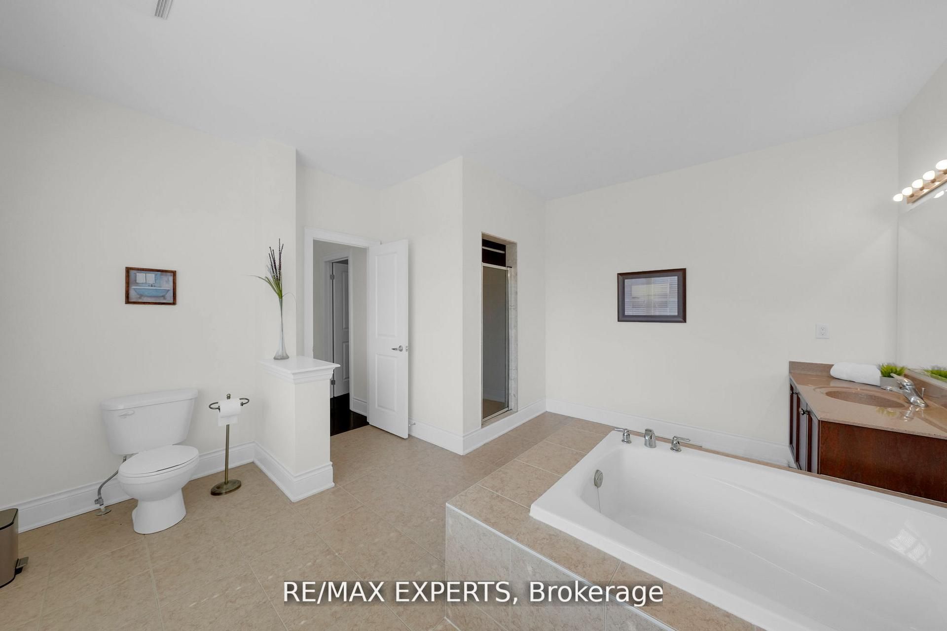 134 Orleans Circle Property Photo 39