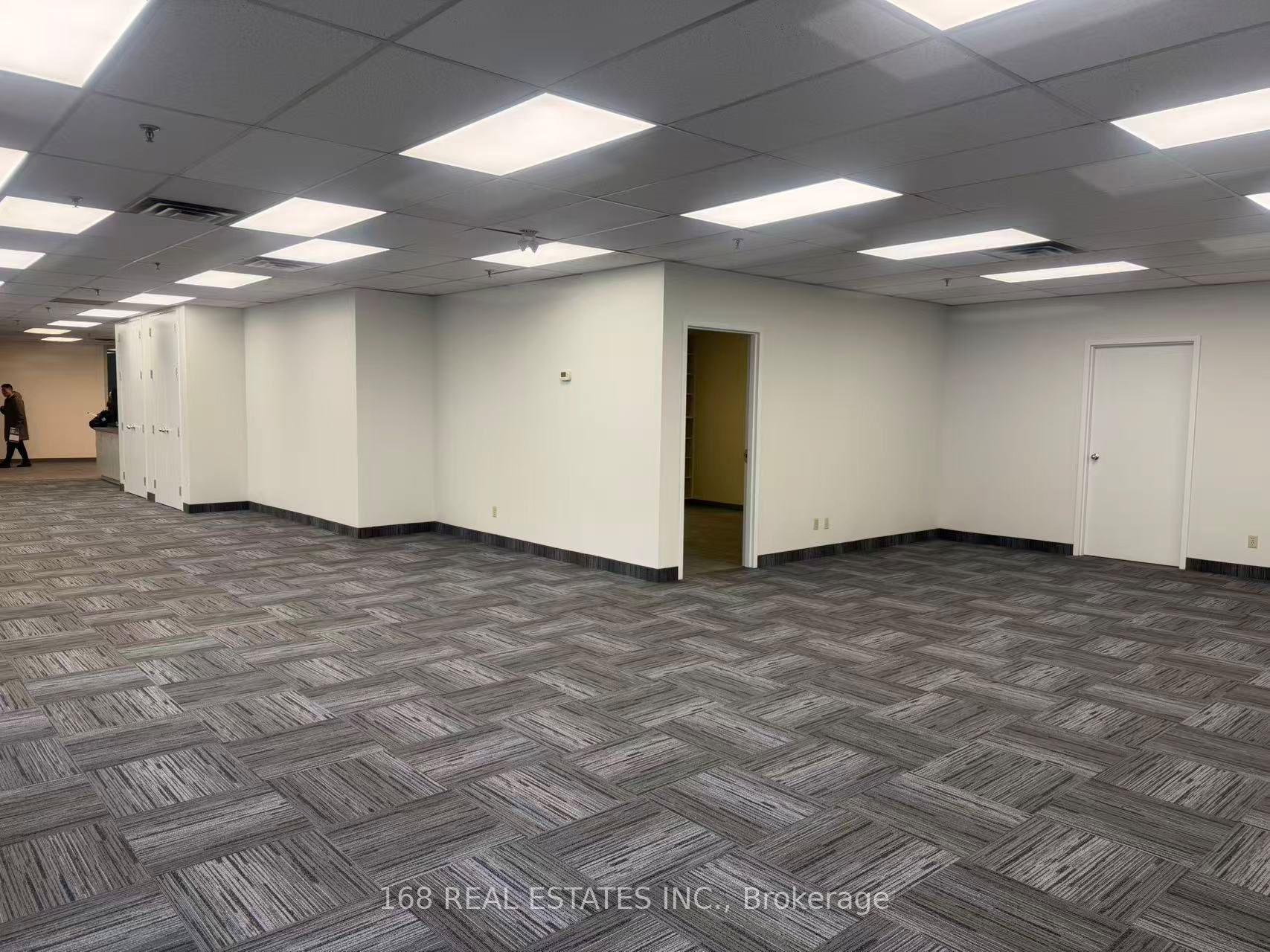 78 Steelcase Road W Property Photo 3