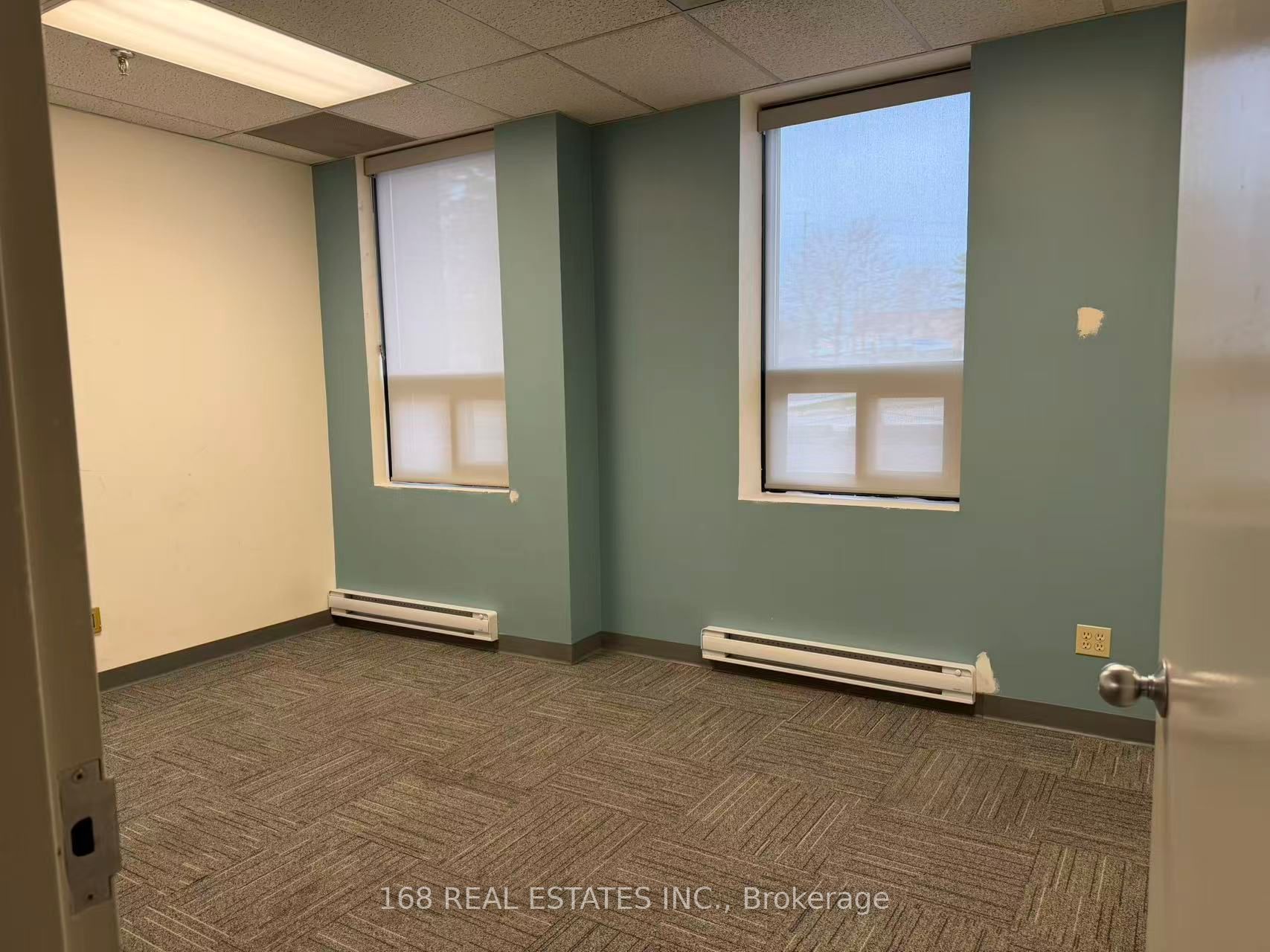 78 Steelcase Road W Property Photo 5