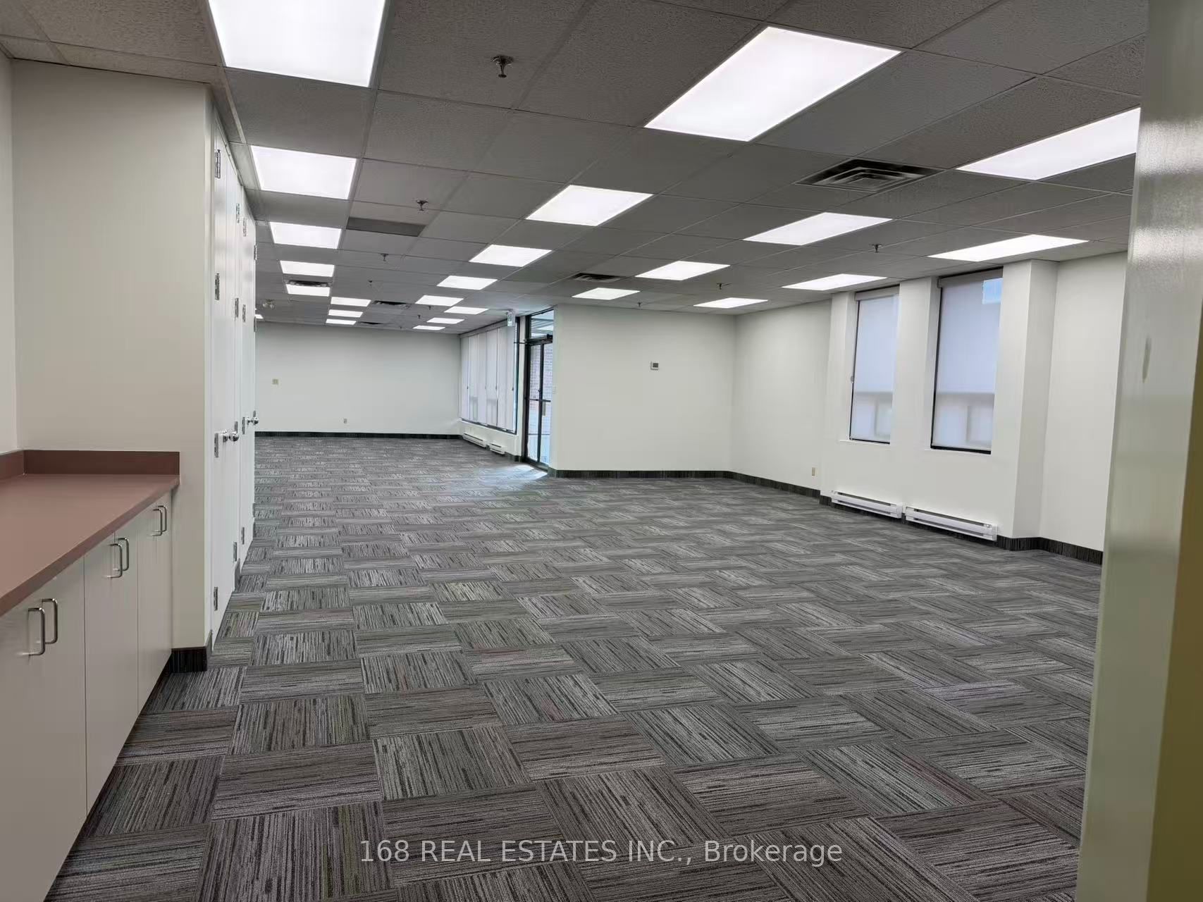 78 Steelcase Road W Property Photo 7