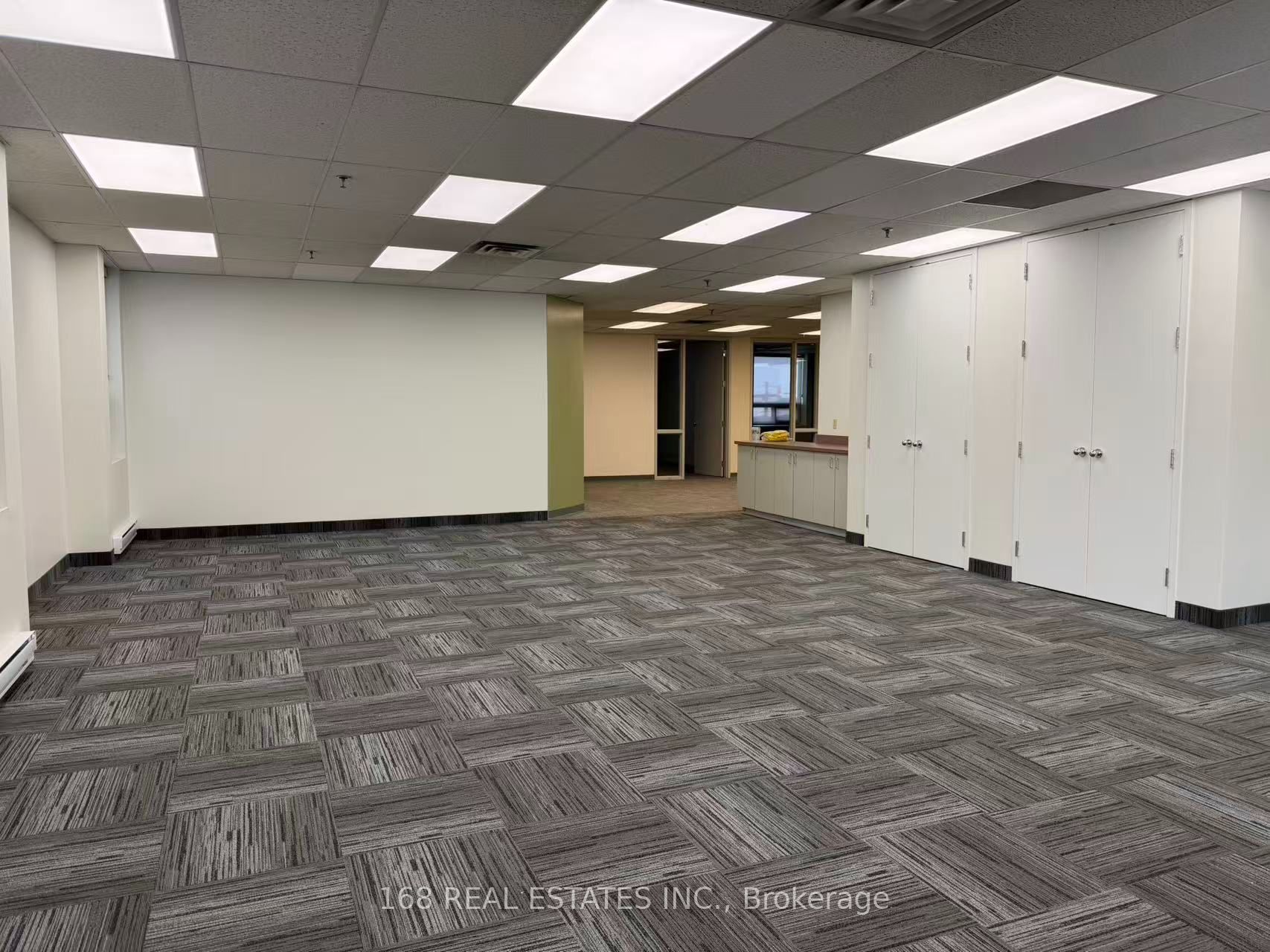 78 Steelcase Road W Property Photo 14