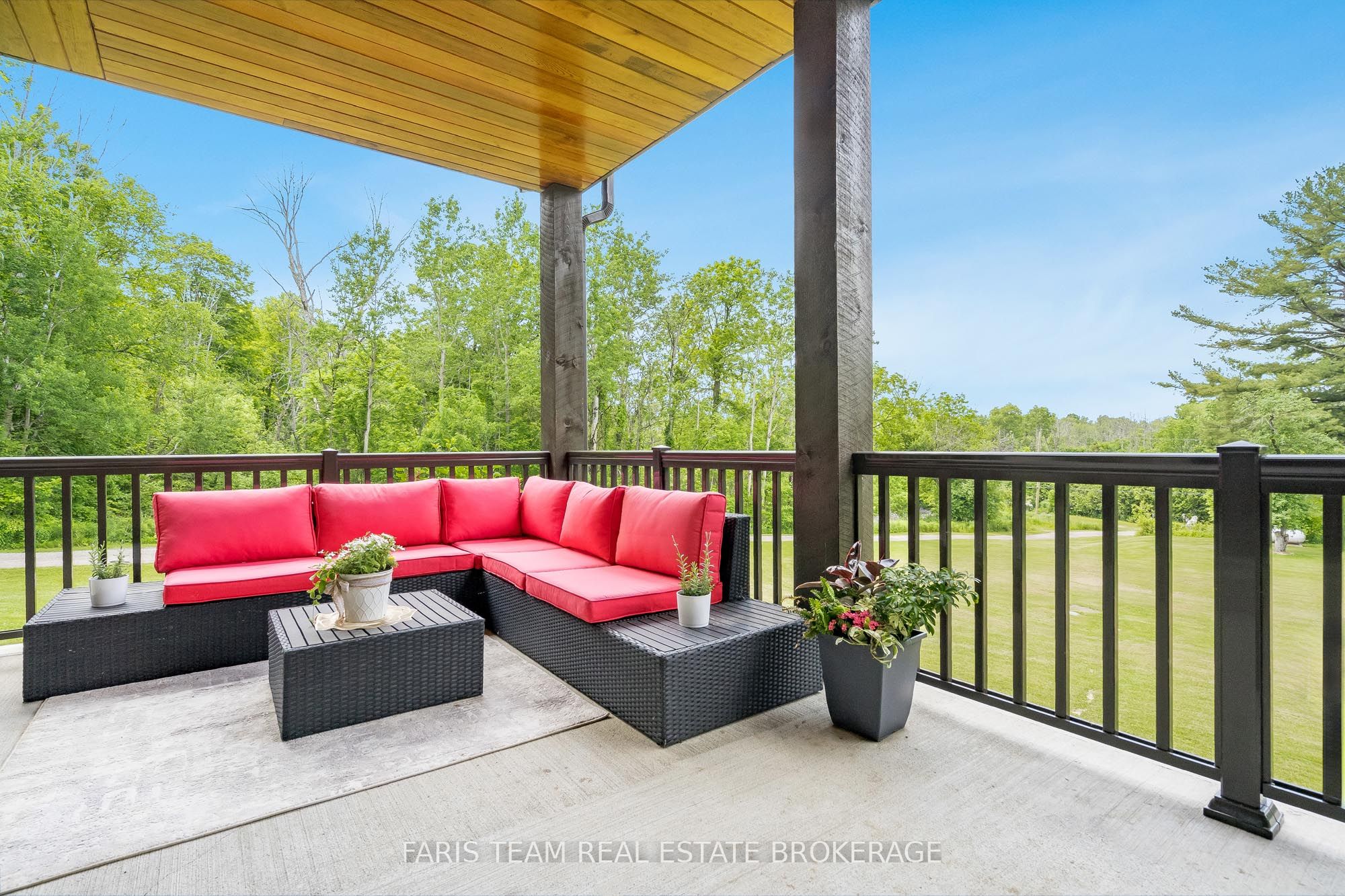 400 Lloyd's Lane Property Photo 36