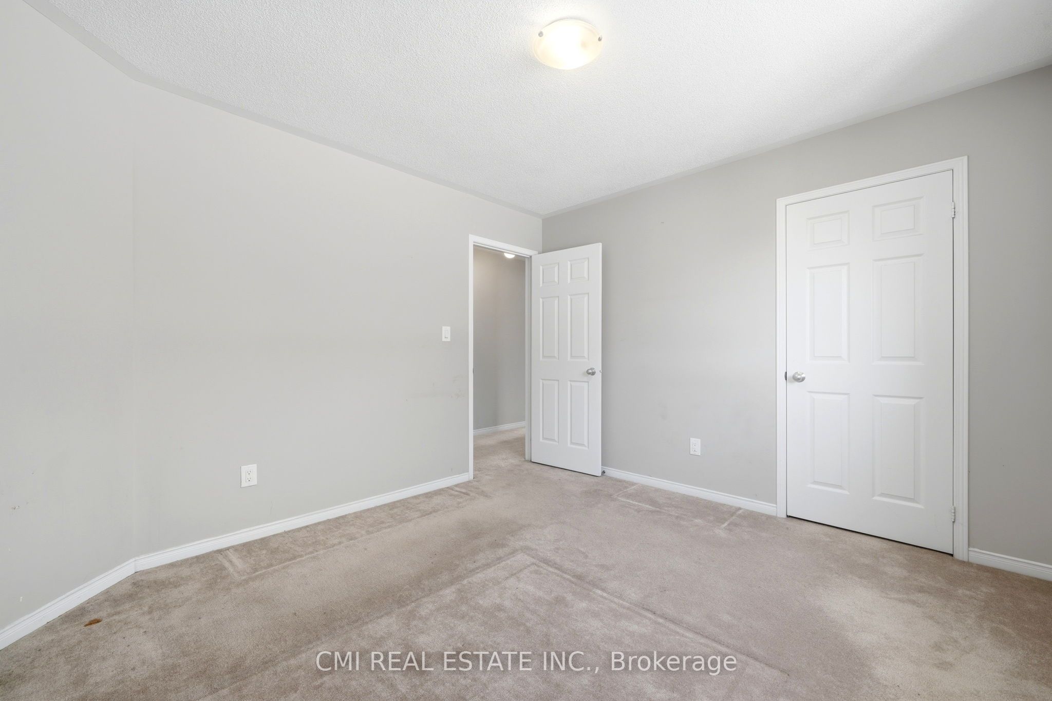 82 Gwillimbury Drive Property Photo 25