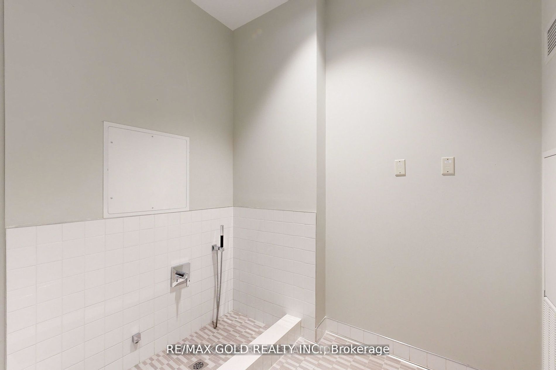 100 Eagle Rock Way 901 Property Photo 12