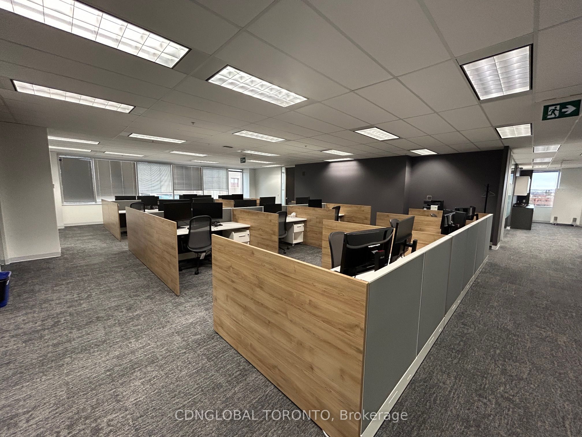 15 Allstate Parkway 501 Property Photo 4