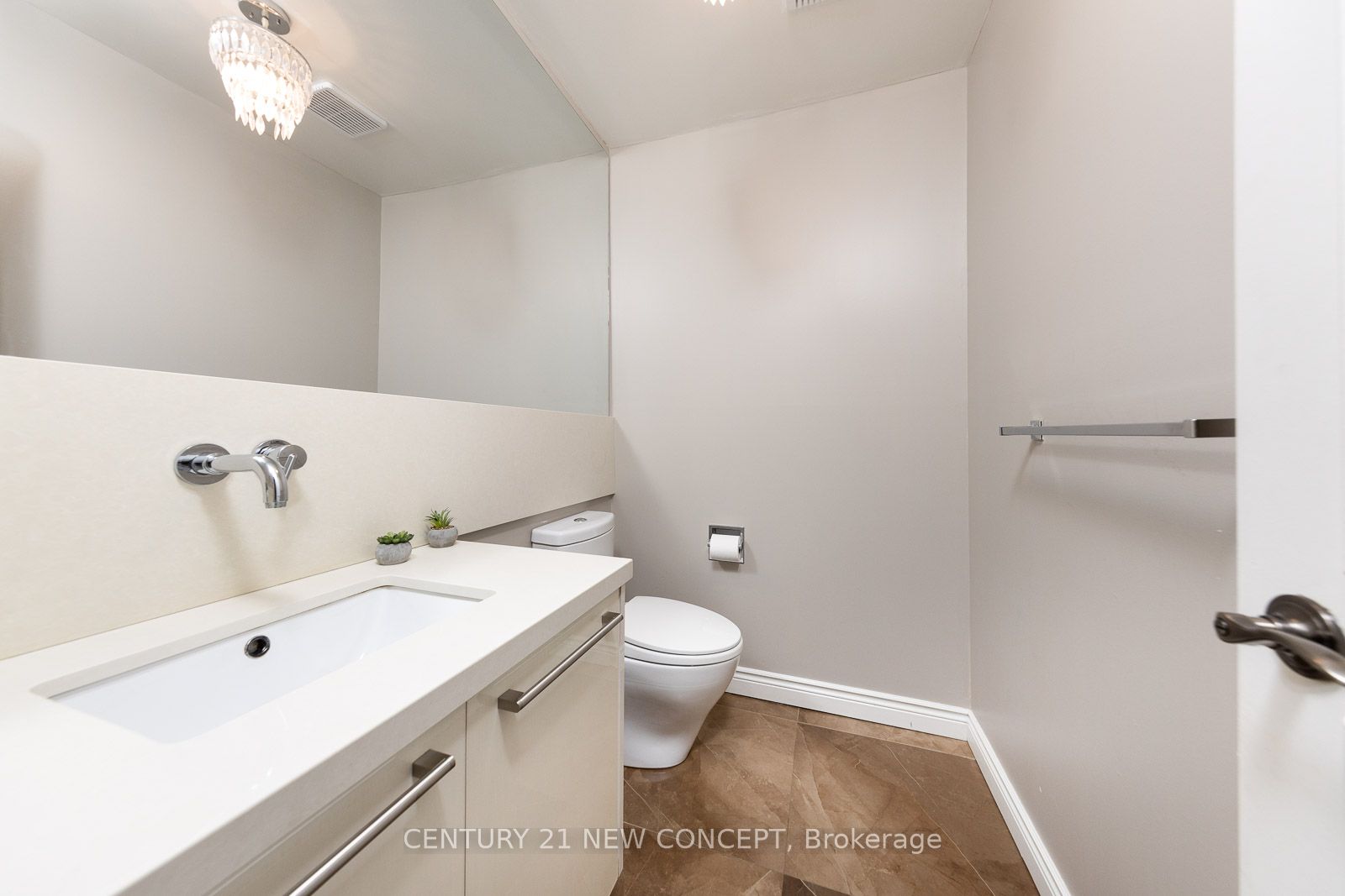 40 Marchwood Crescent Property Photo 19