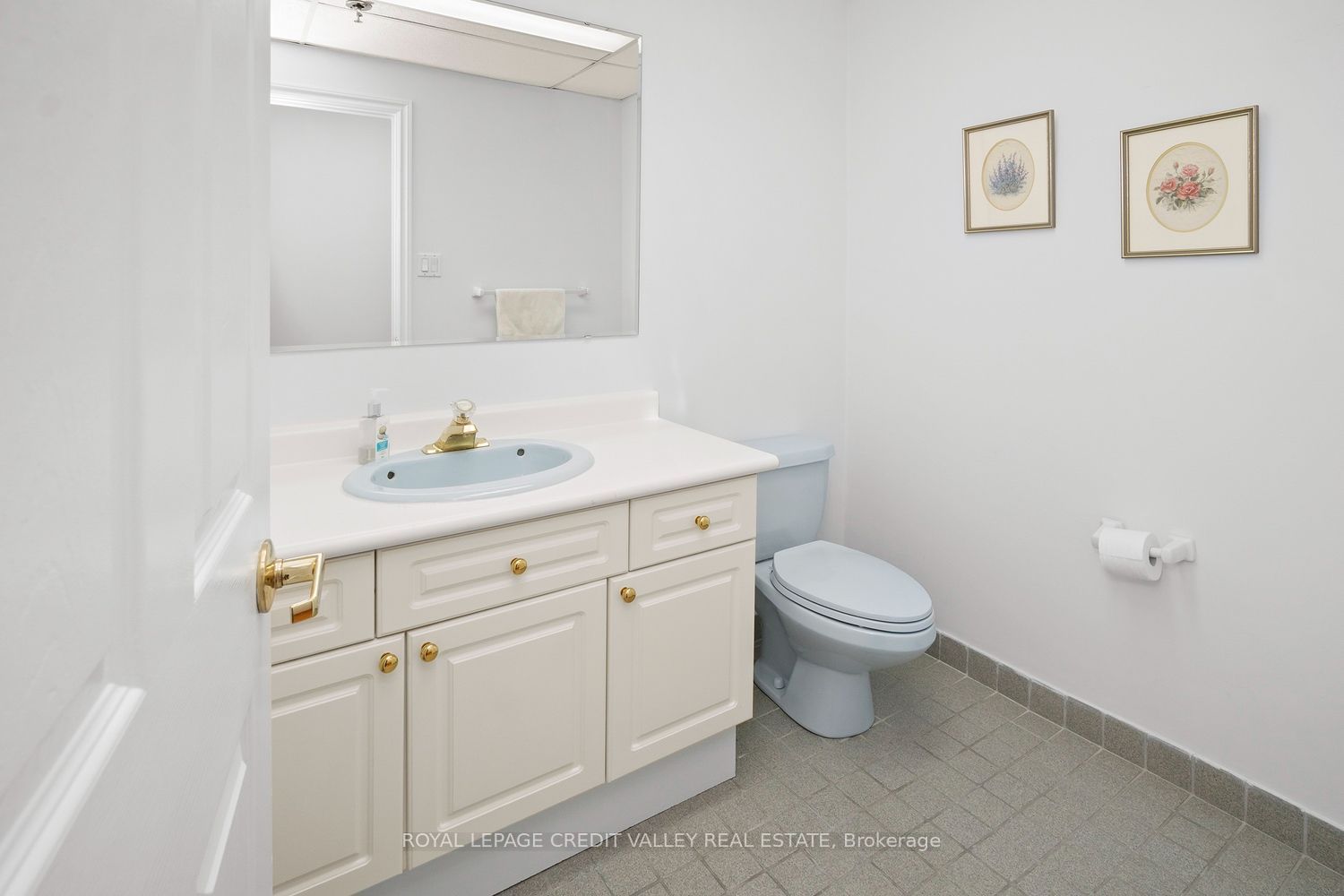 335 Renfrew Drive 201 Property Photo 13