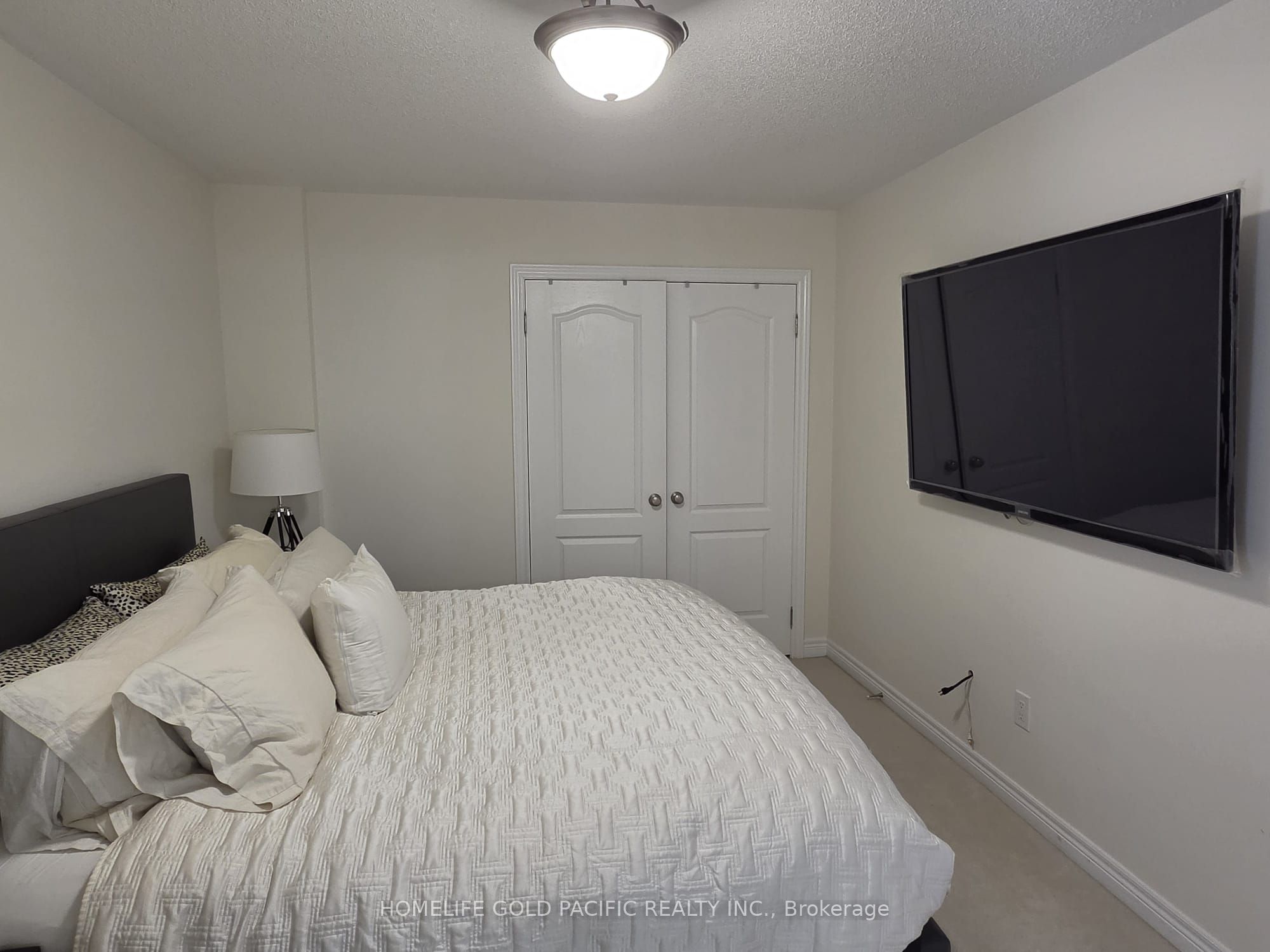19 Bruce Thomson Drive Property Photo 8