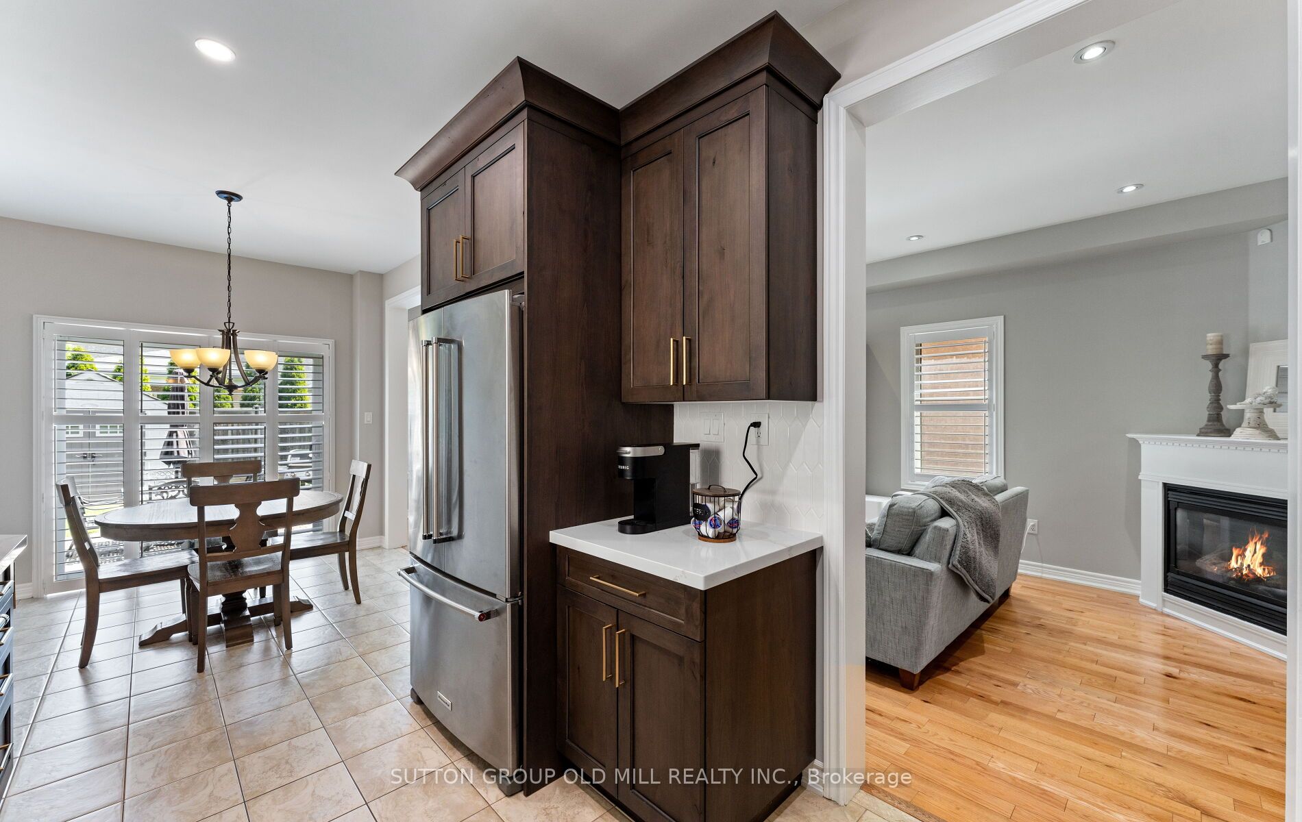201 Vellore Park Avenue Property Photo 5