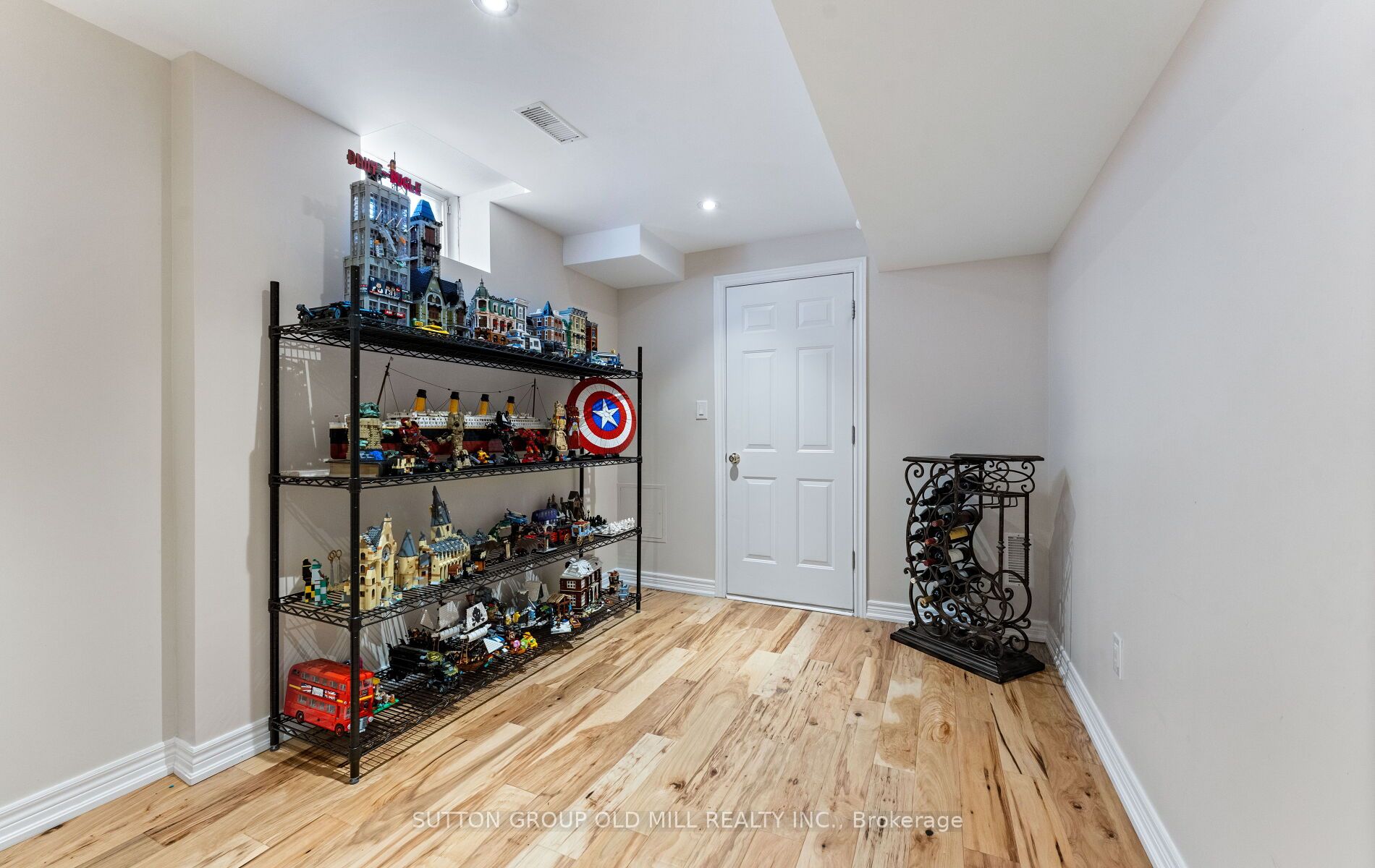 201 Vellore Park Avenue Property Photo 33