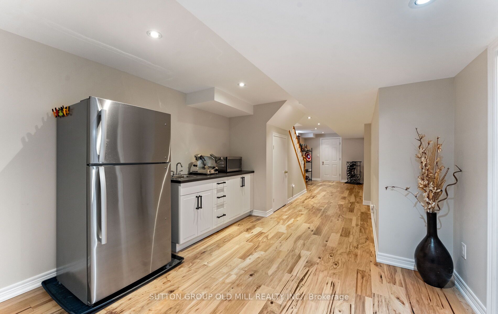 201 Vellore Park Avenue Property Photo 37