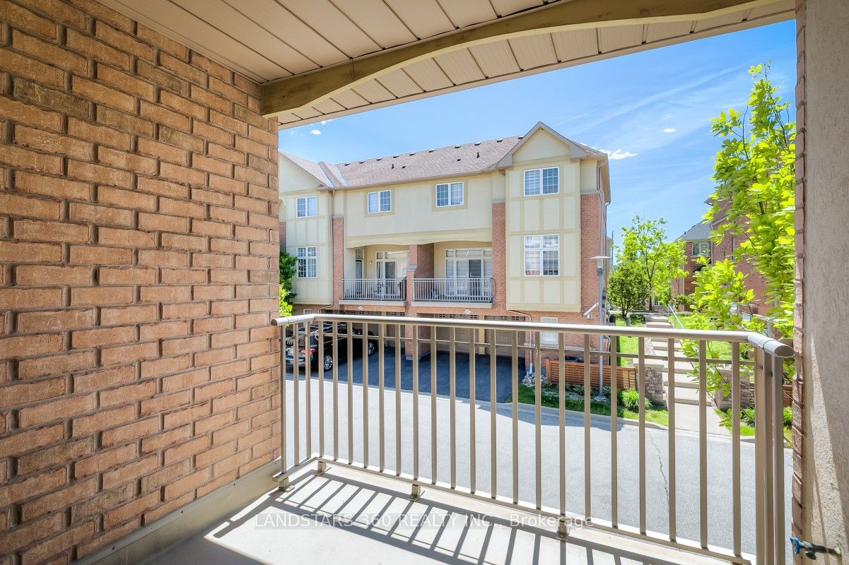 174 Legends Way Property Photo 9