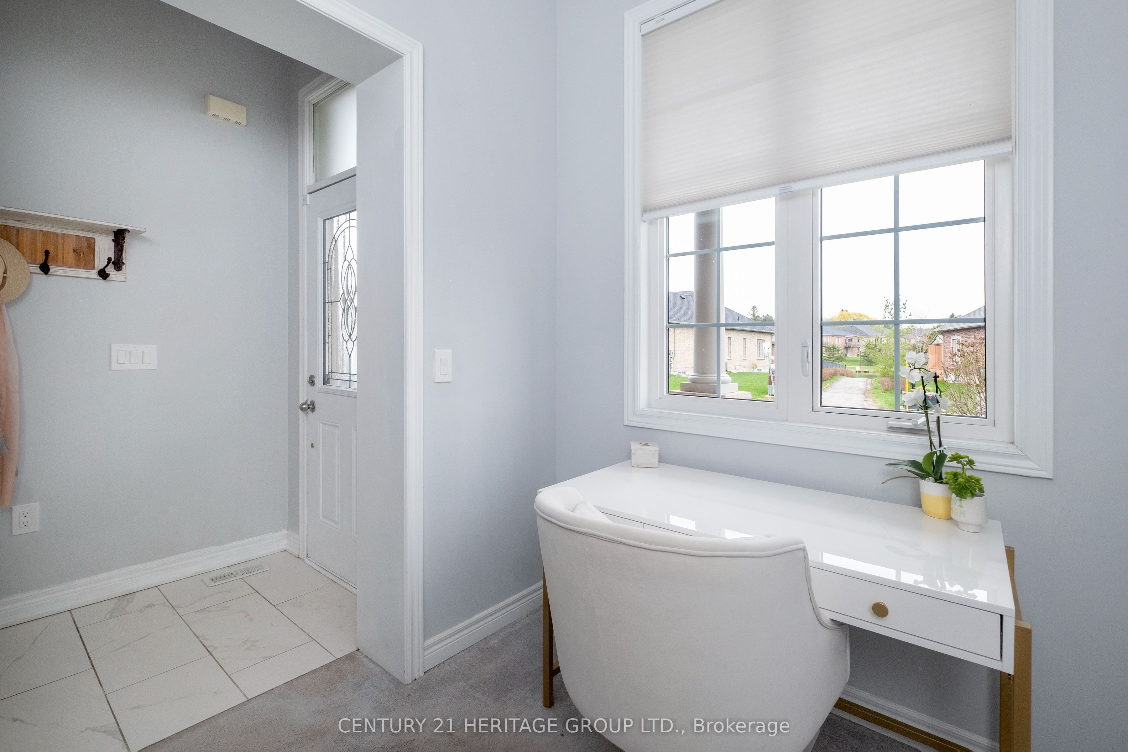 61 Kingsmere Crescent Property Photo 4