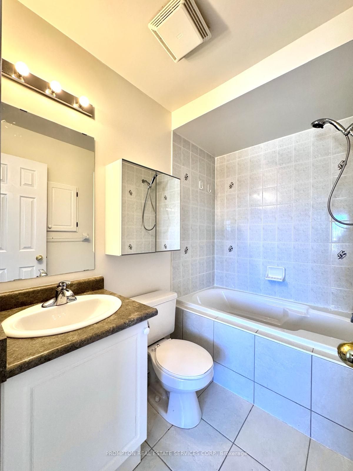 2516 Bur Oak Avenue Property Photo 18