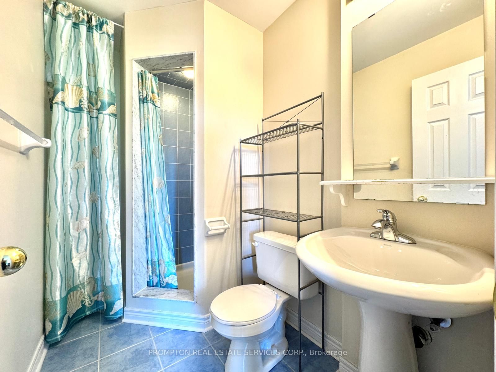 2516 Bur Oak Avenue Property Photo 21