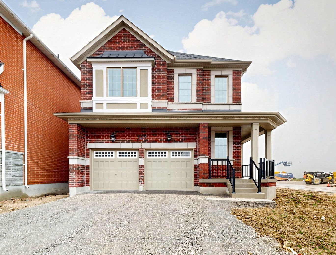 347 Berczy Green Drive Property Photo 2