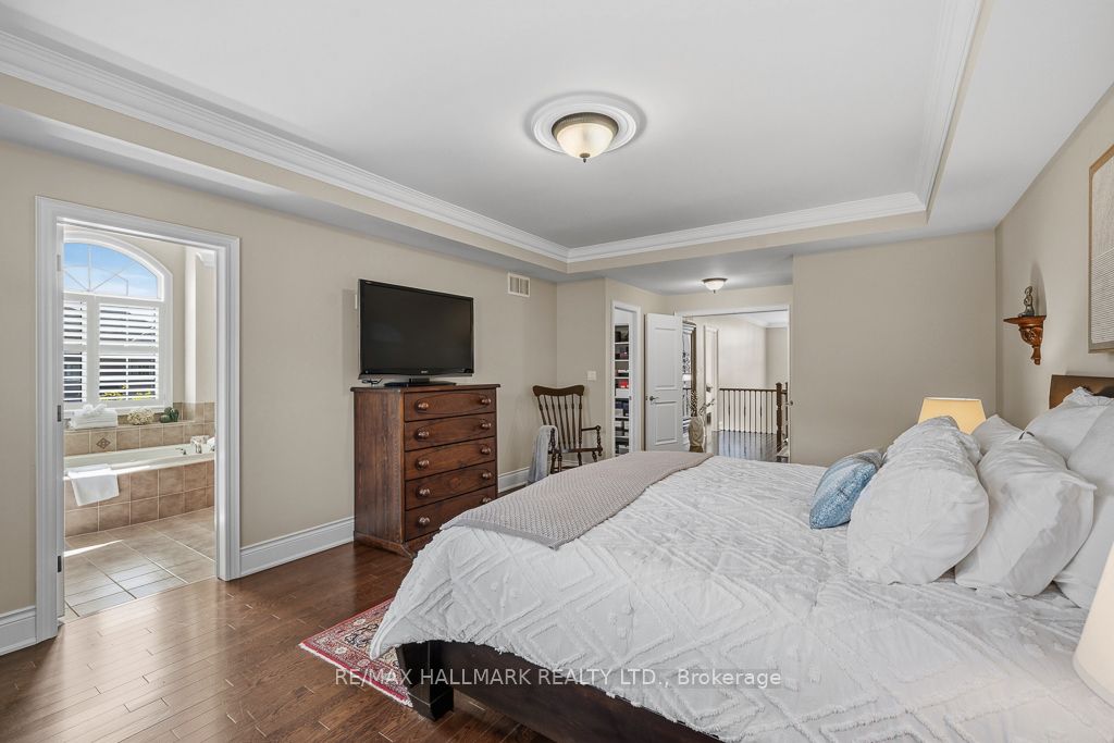 321 Grand Vellore Crescent Property Photo 21