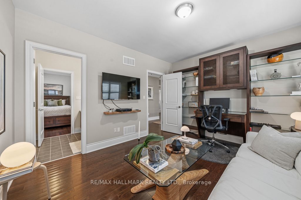 321 Grand Vellore Crescent Property Photo 31
