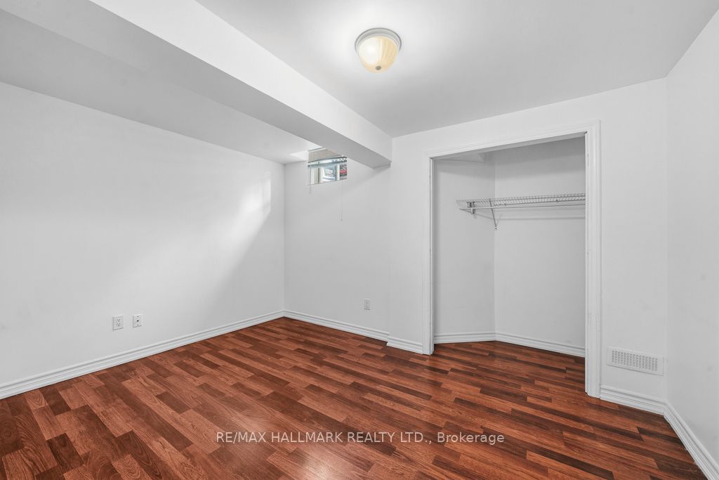 321 Grand Vellore Crescent Property Photo 41