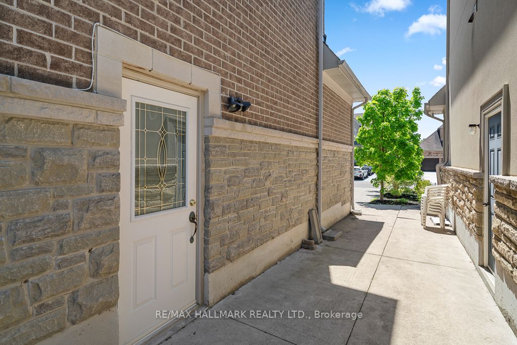 321 Grand Vellore Crescent Property Photo 48