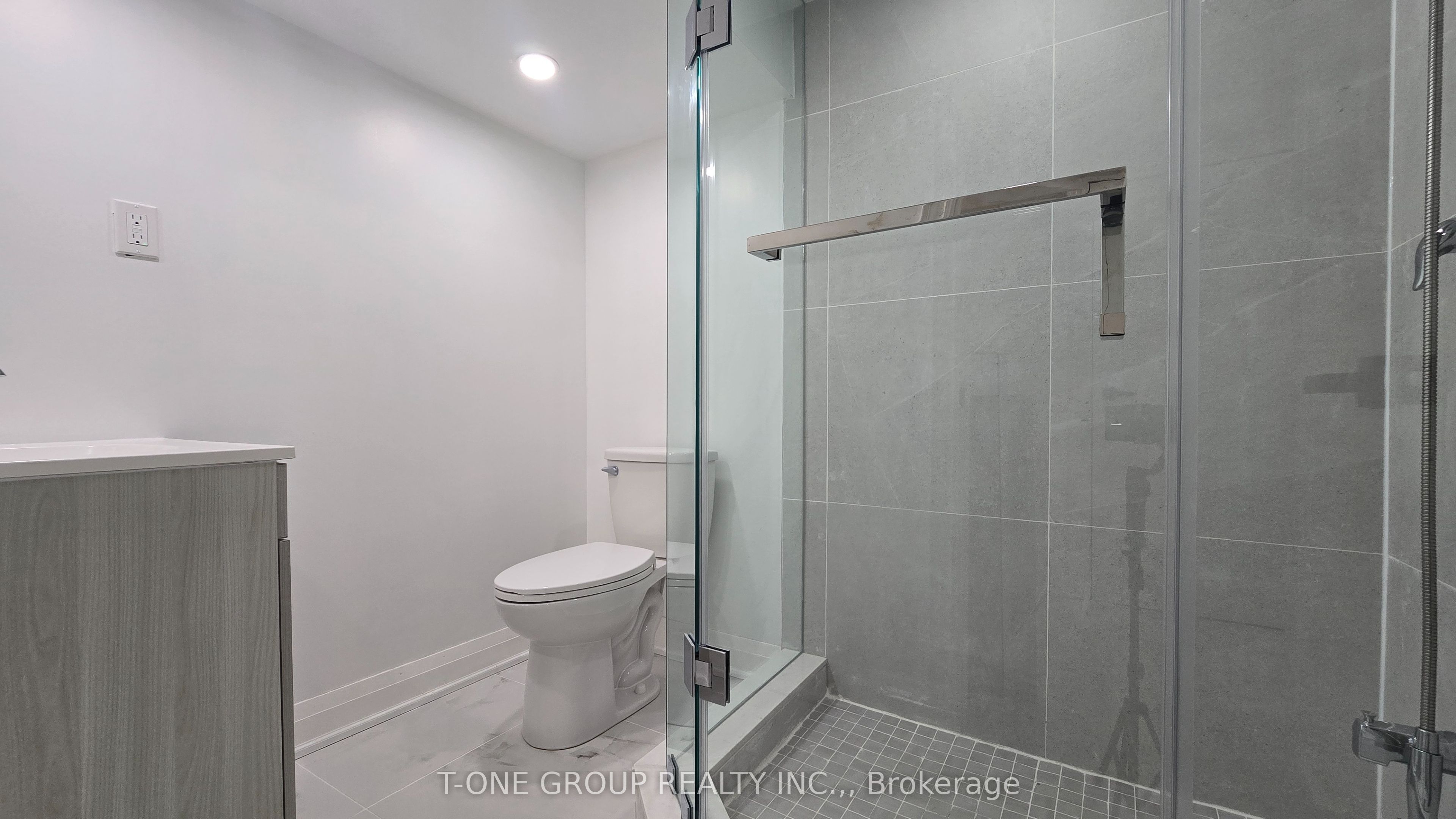 13 Eberly Woods Drive Property Photo 11