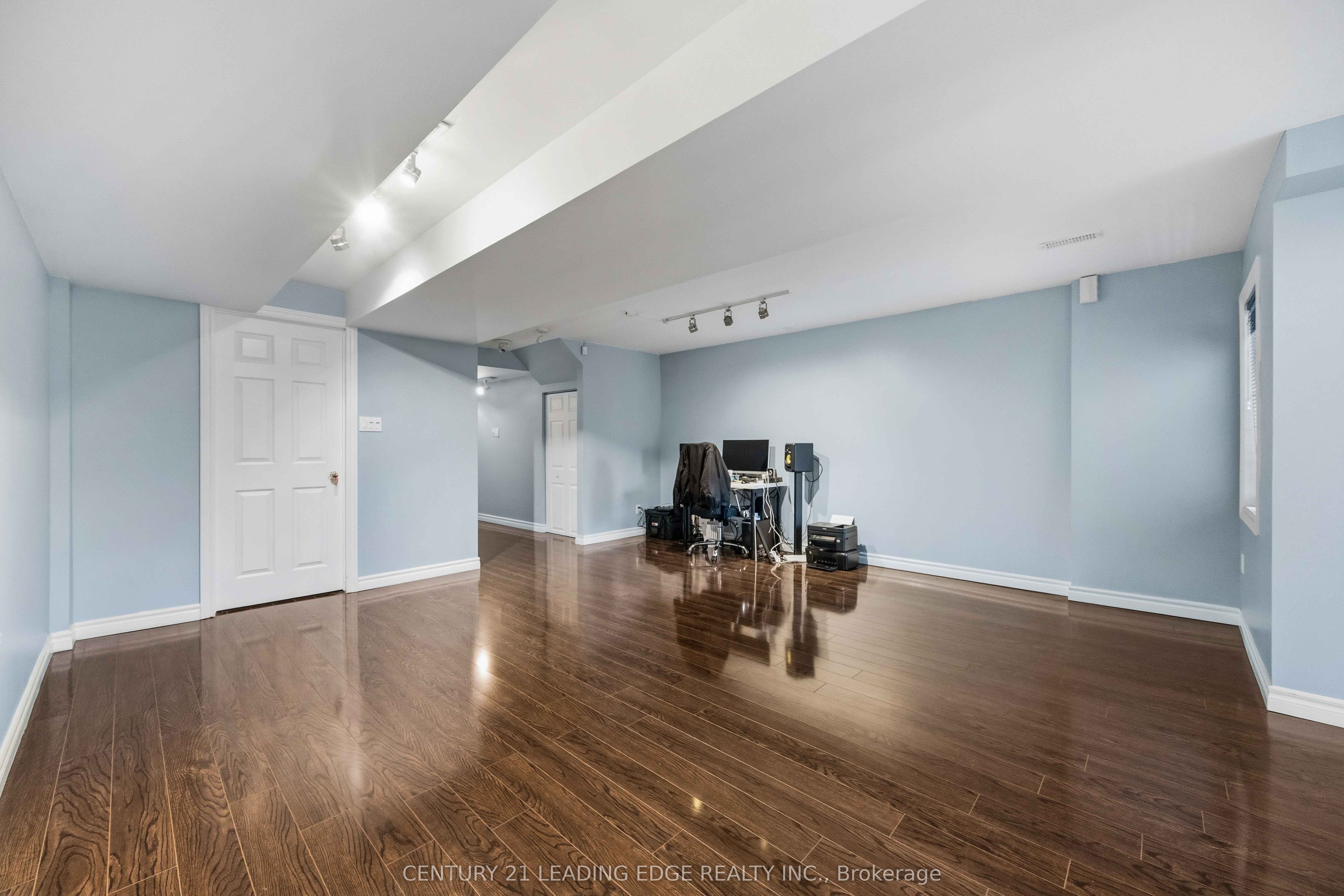 54 Redkey Drive Property Photo 41