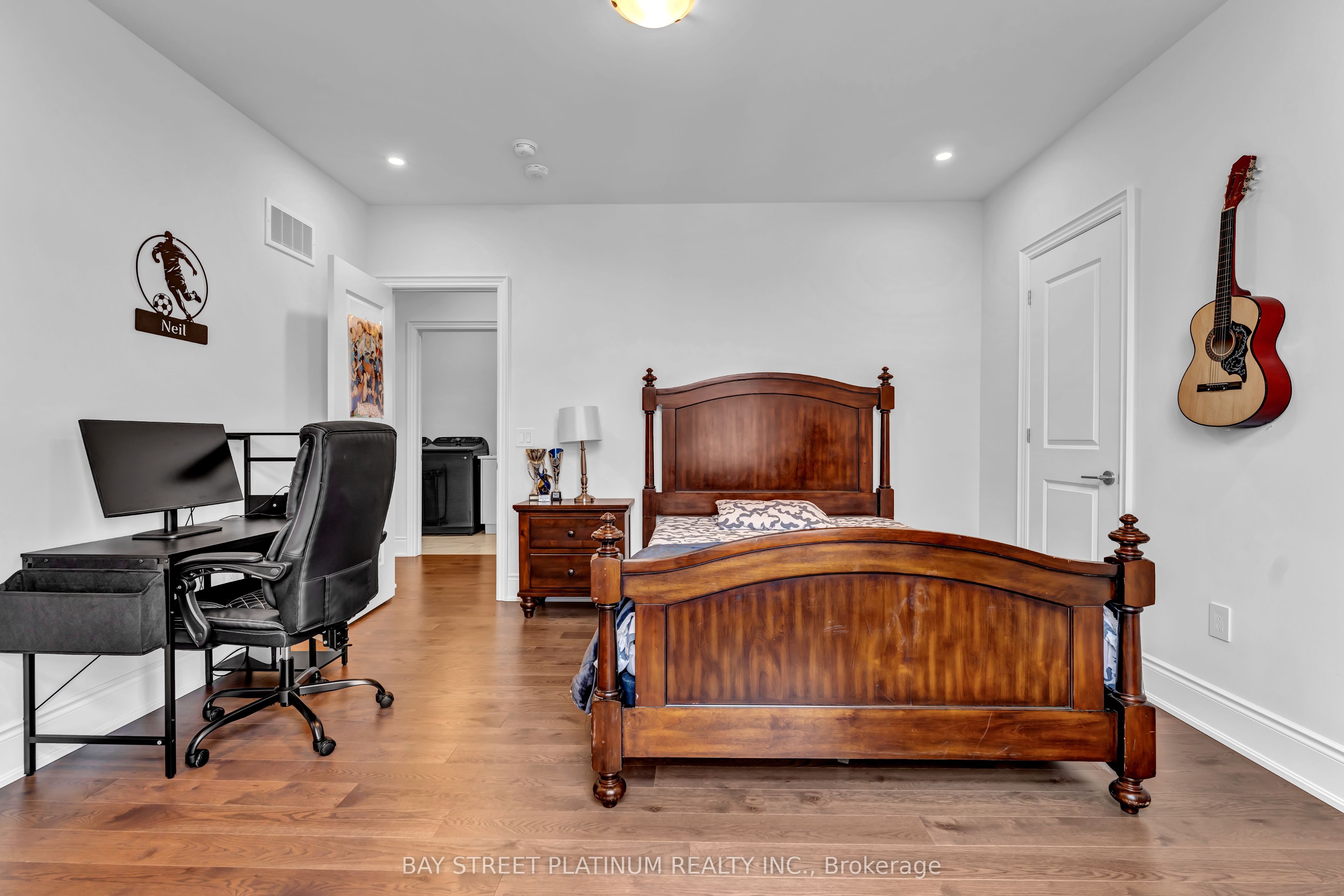 18 Woodgate Pines Drive Property Photo 39