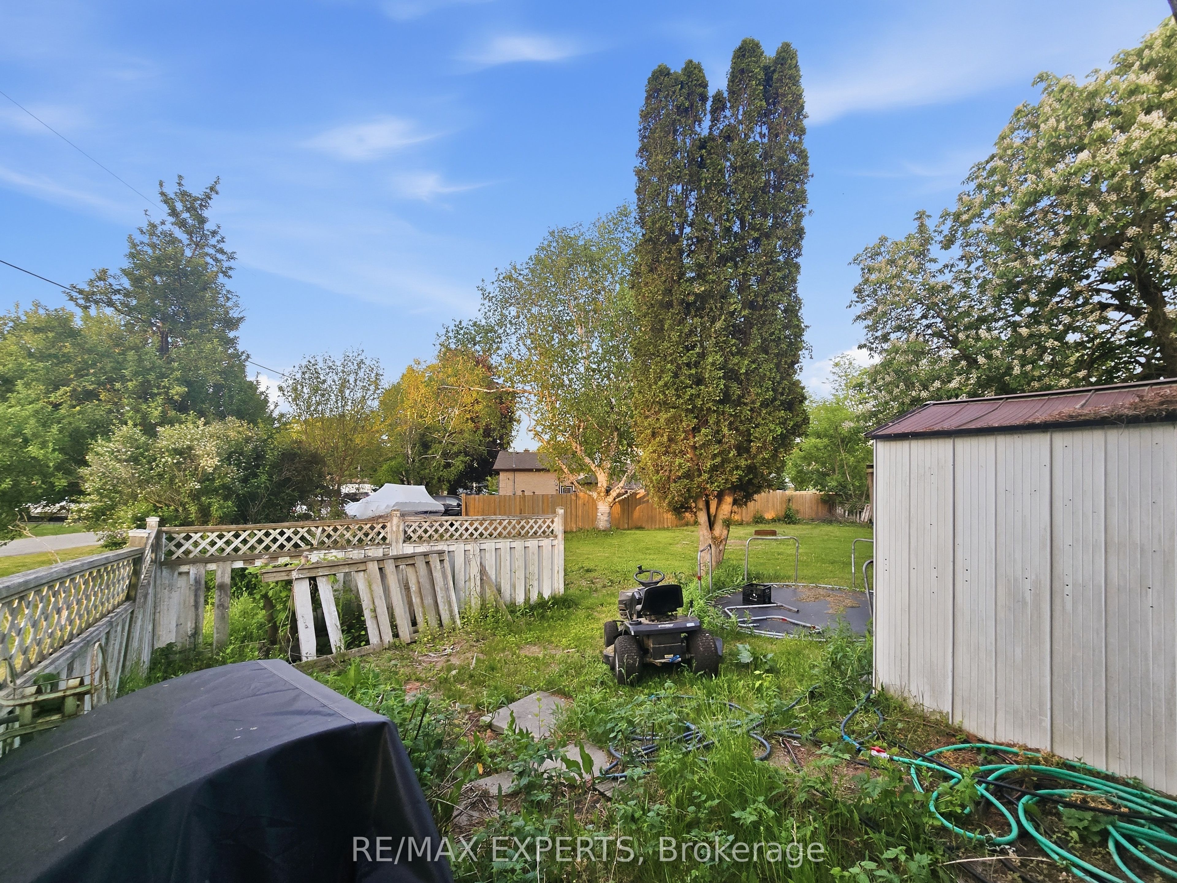 47 Walnut Street Property Photo 6
