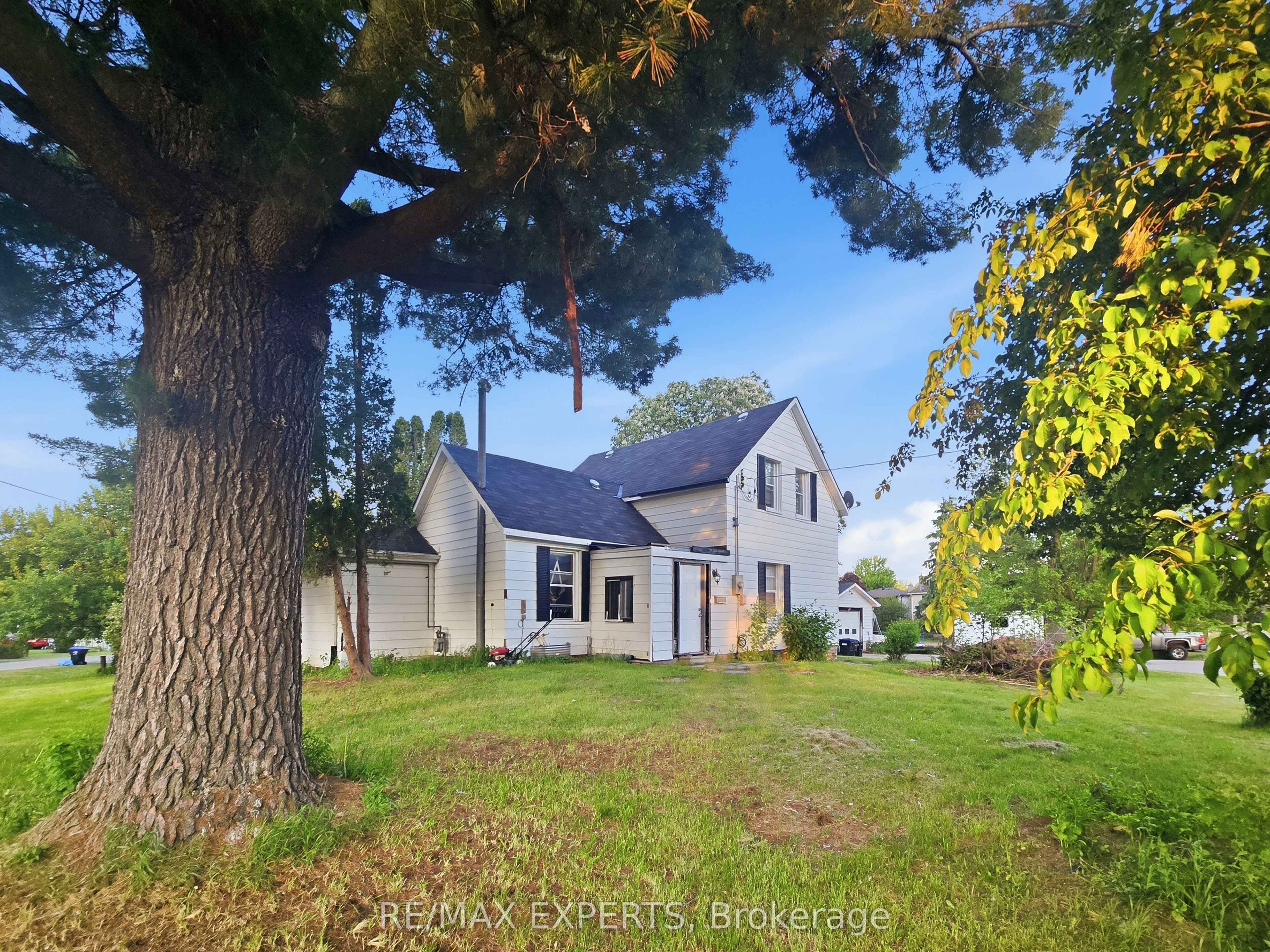 47 Walnut Street Property Photo 19