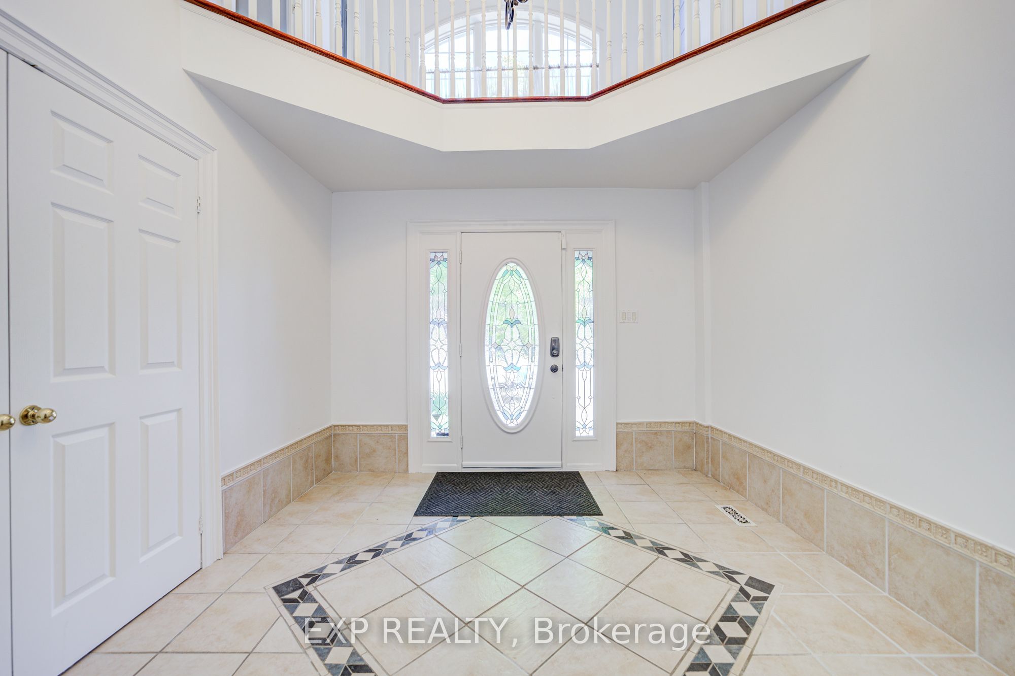 82 Derby Court Property Photo 3