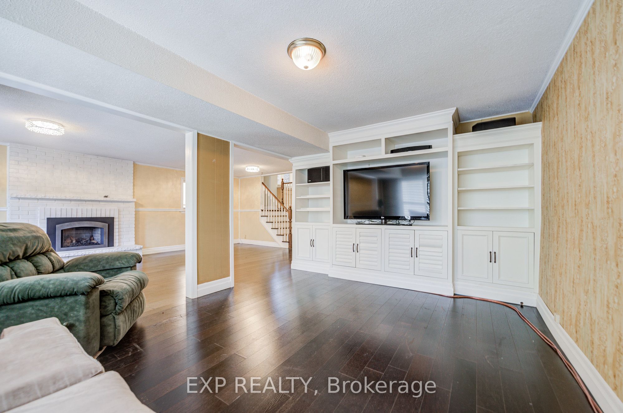 82 Derby Court Property Photo 17