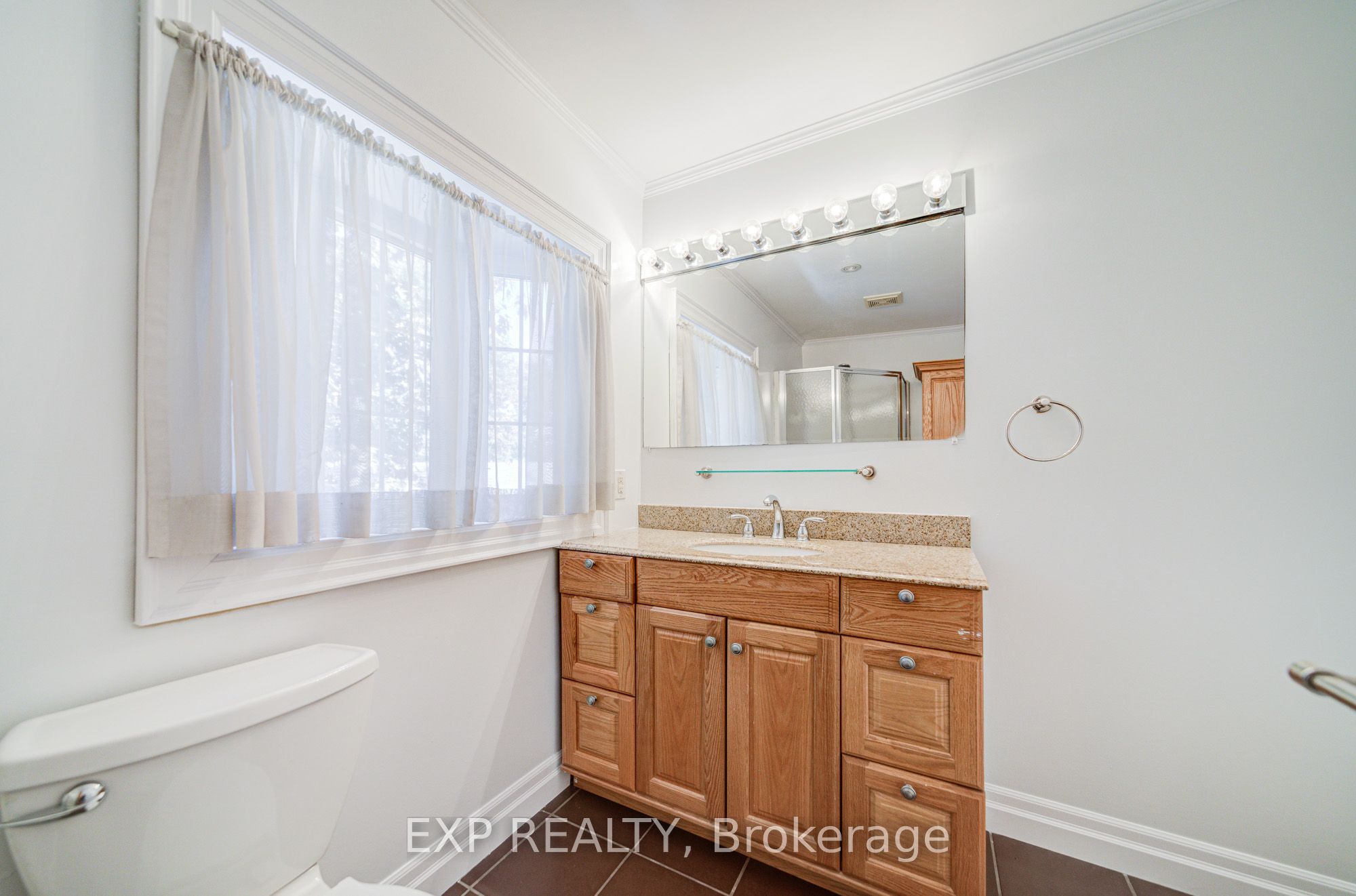 82 Derby Court Property Photo 33